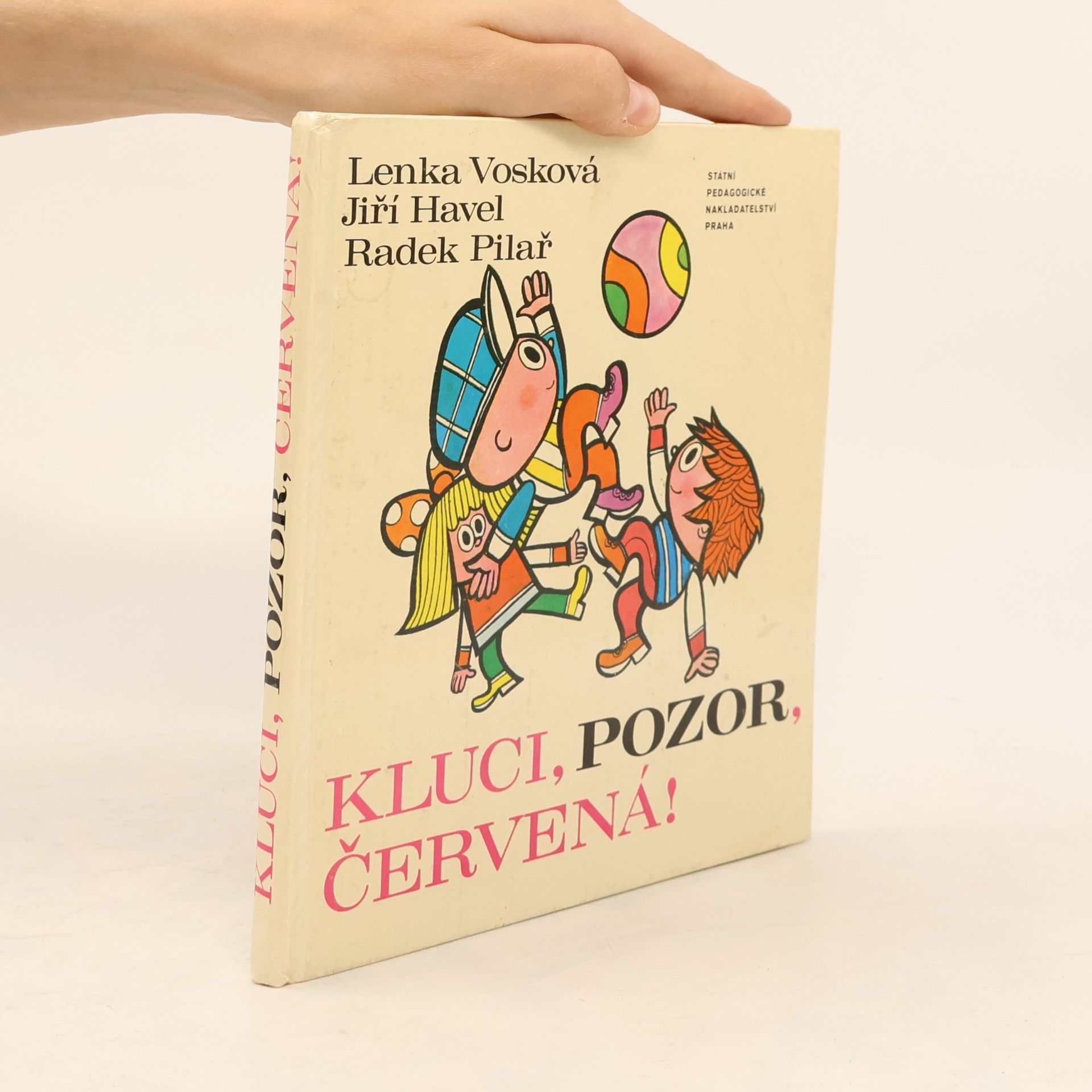 Lenka Vosková Kluci, pozor, červená!