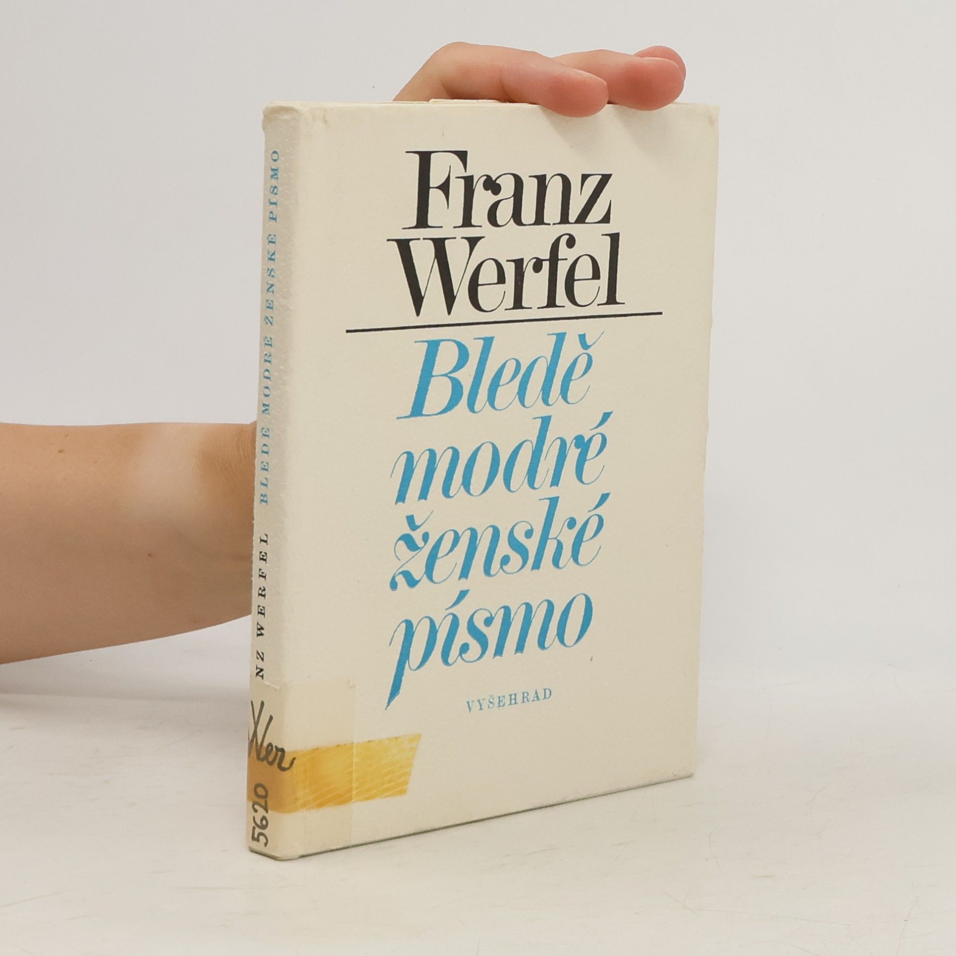 Franz Werfel Bledě modré ženské písmo