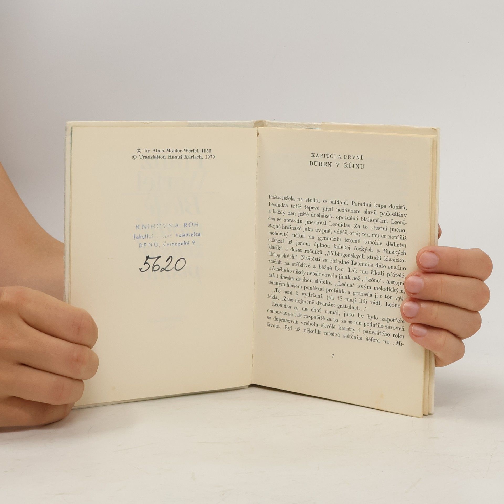 Franz Werfel Bledě modré ženské písmo