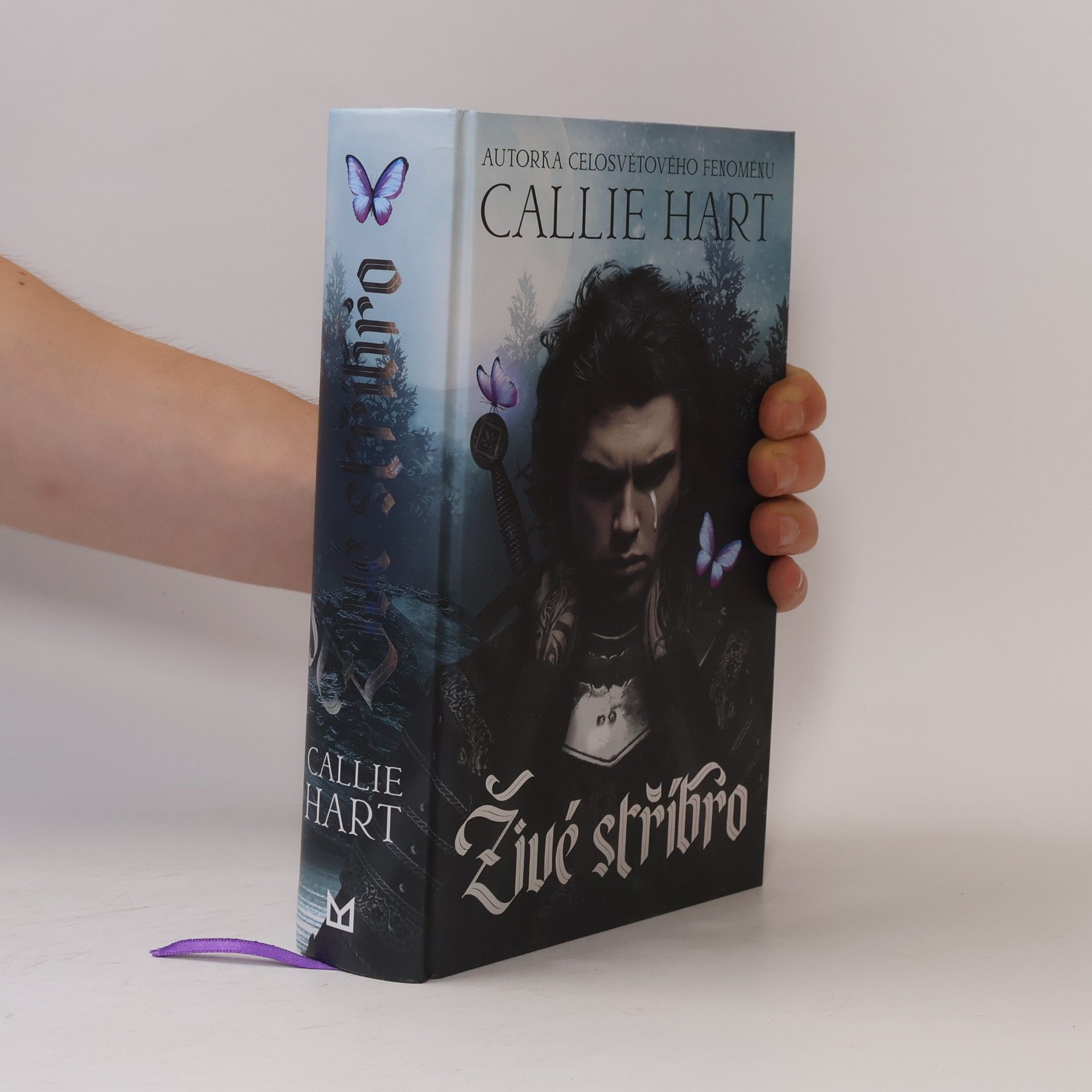 Callie Hart Živé stříbro