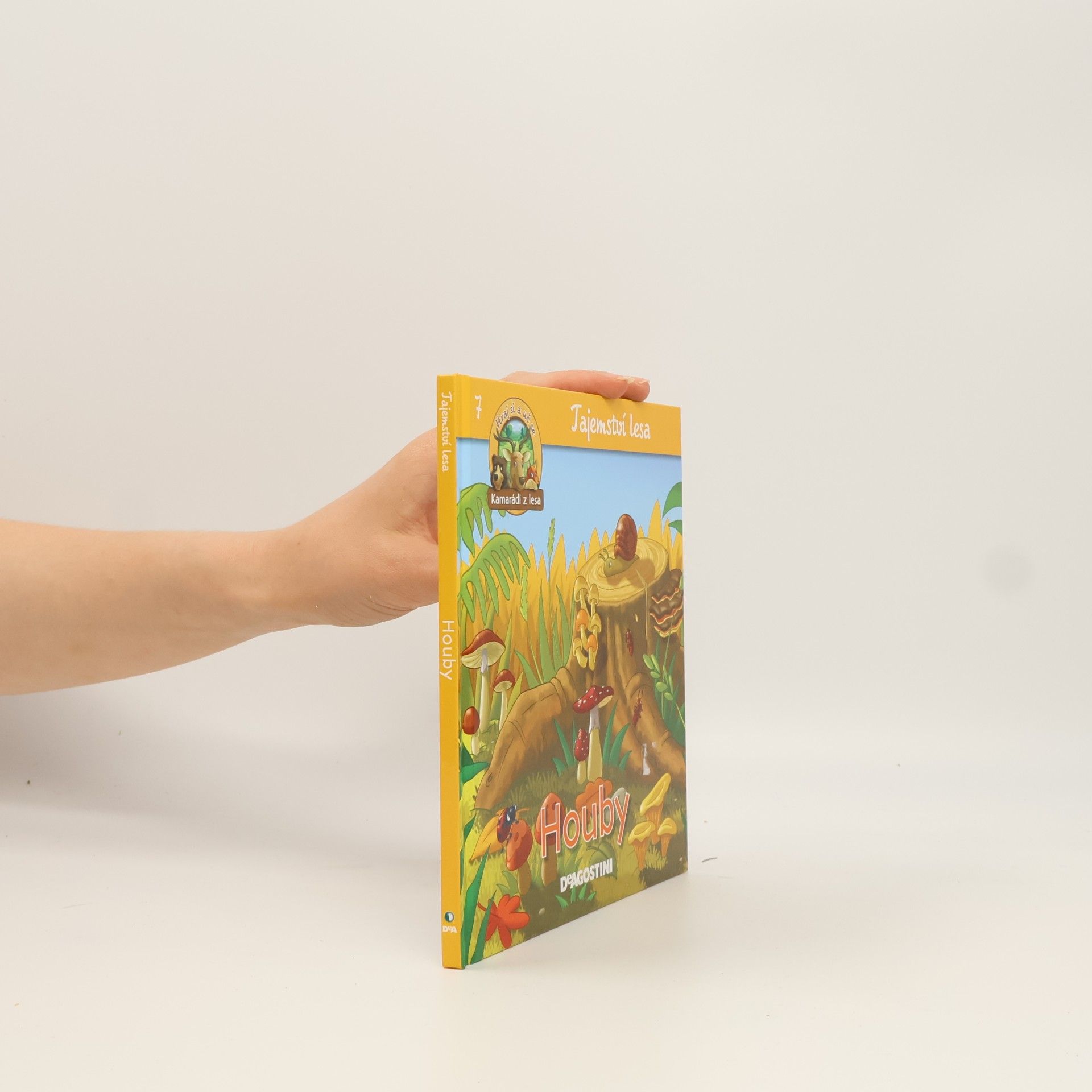 Autorenkollektiv Tajemství lesa 7. Houby