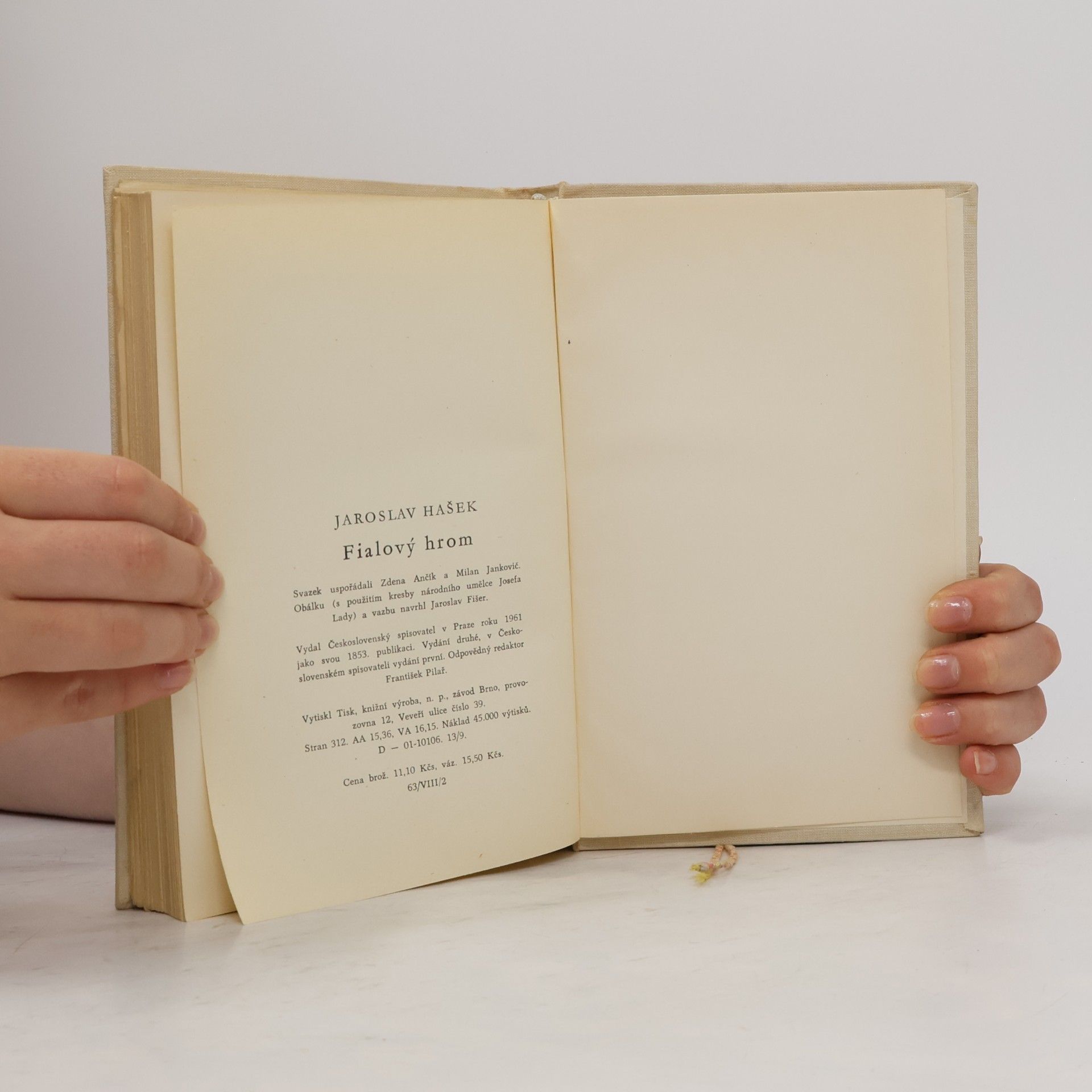 Jaroslav Hašek Fialový hrom