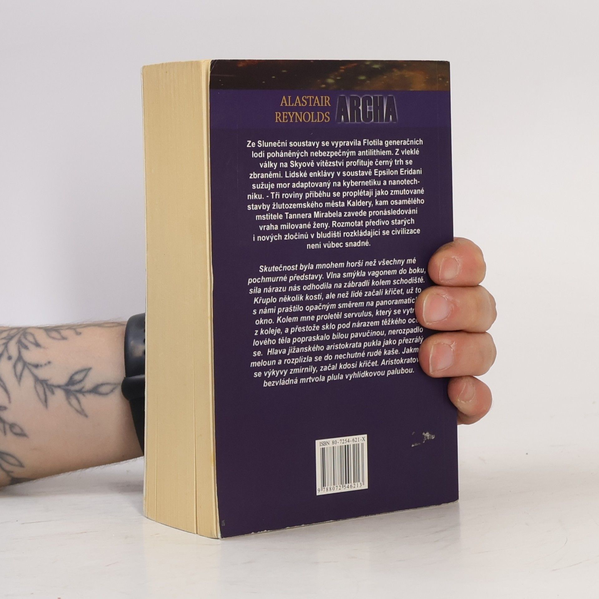 Alastair Reynolds Archa. Kniha první