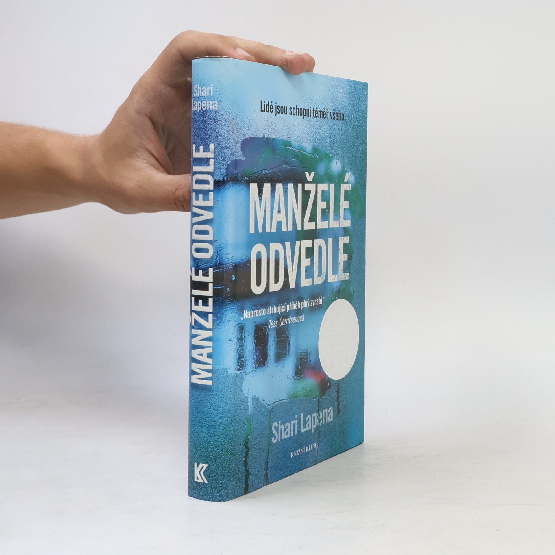 Shari Lapena Manželé odvedle