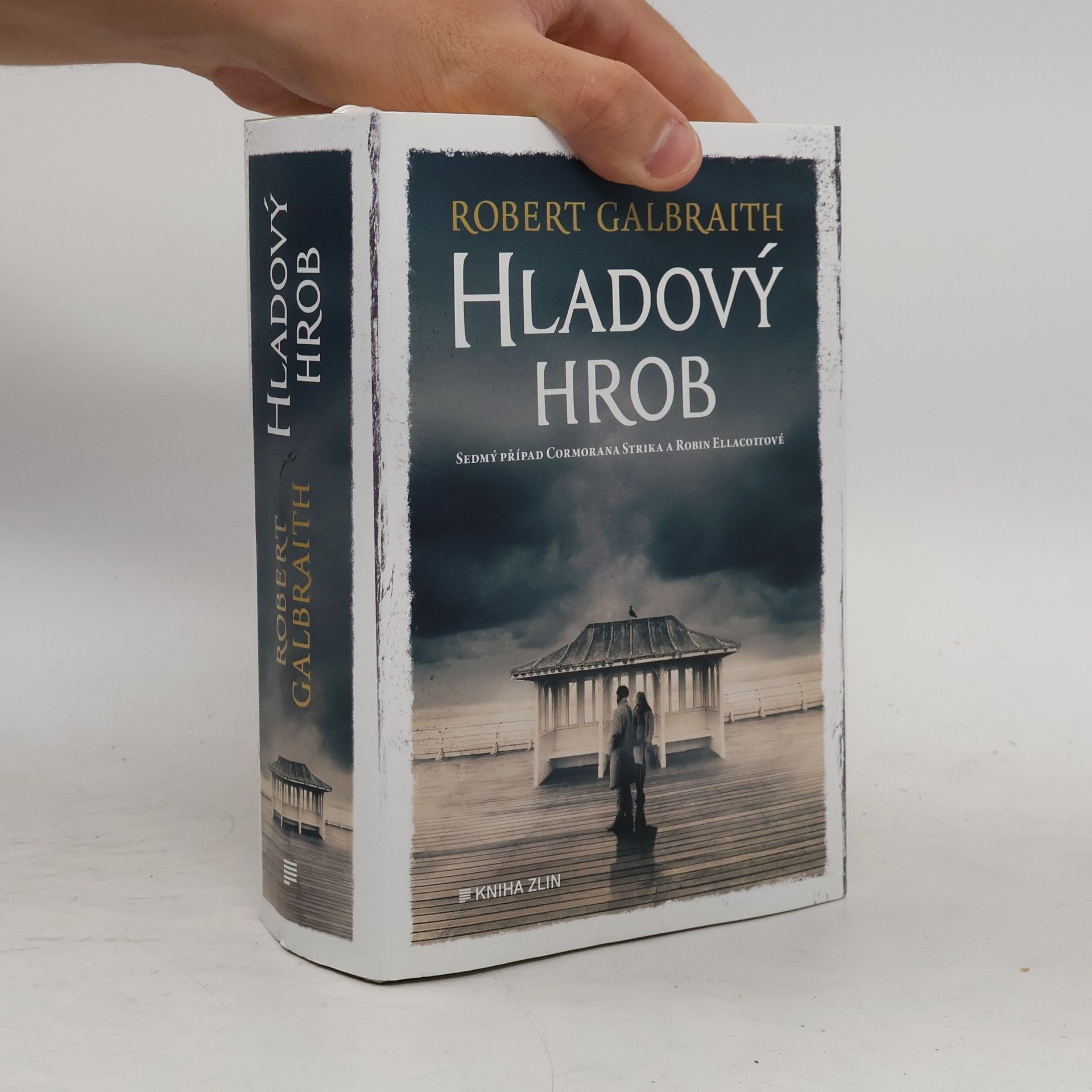 J. K. Rowling Hladový hrob