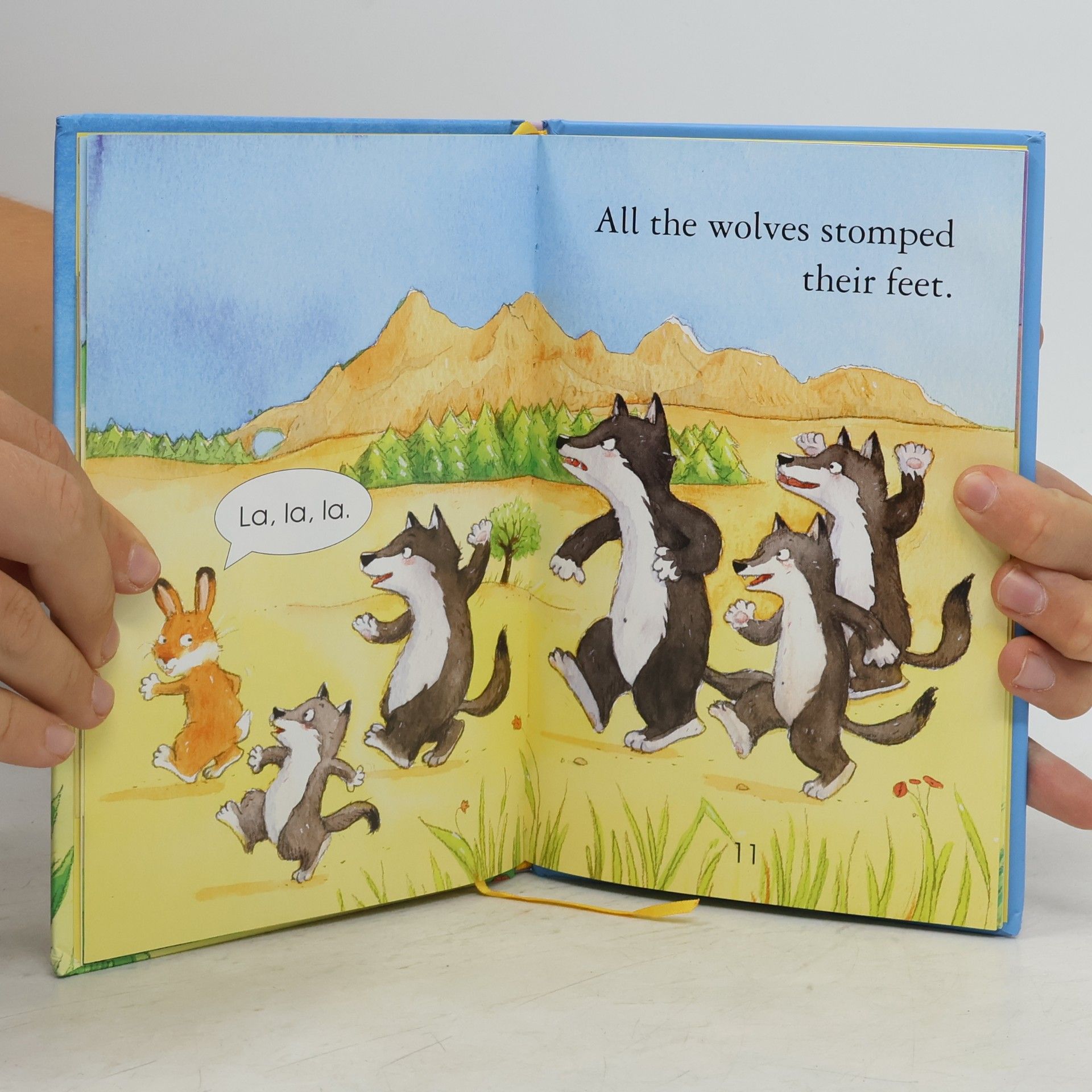 Alison Kelly Clever Rabbit and the Wolves