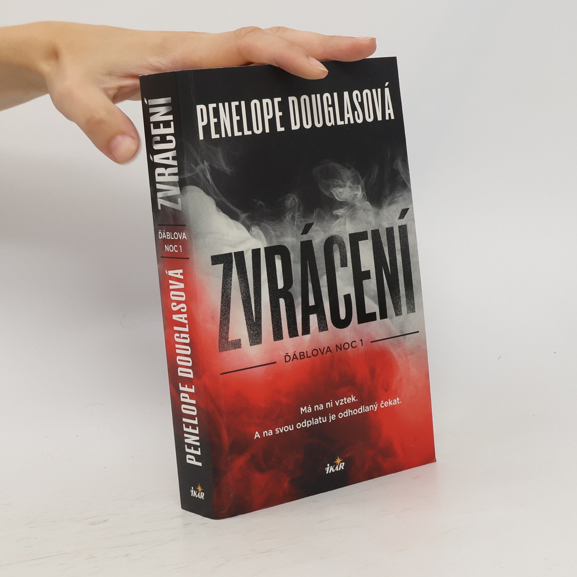 Penelope Douglas Zvrácení