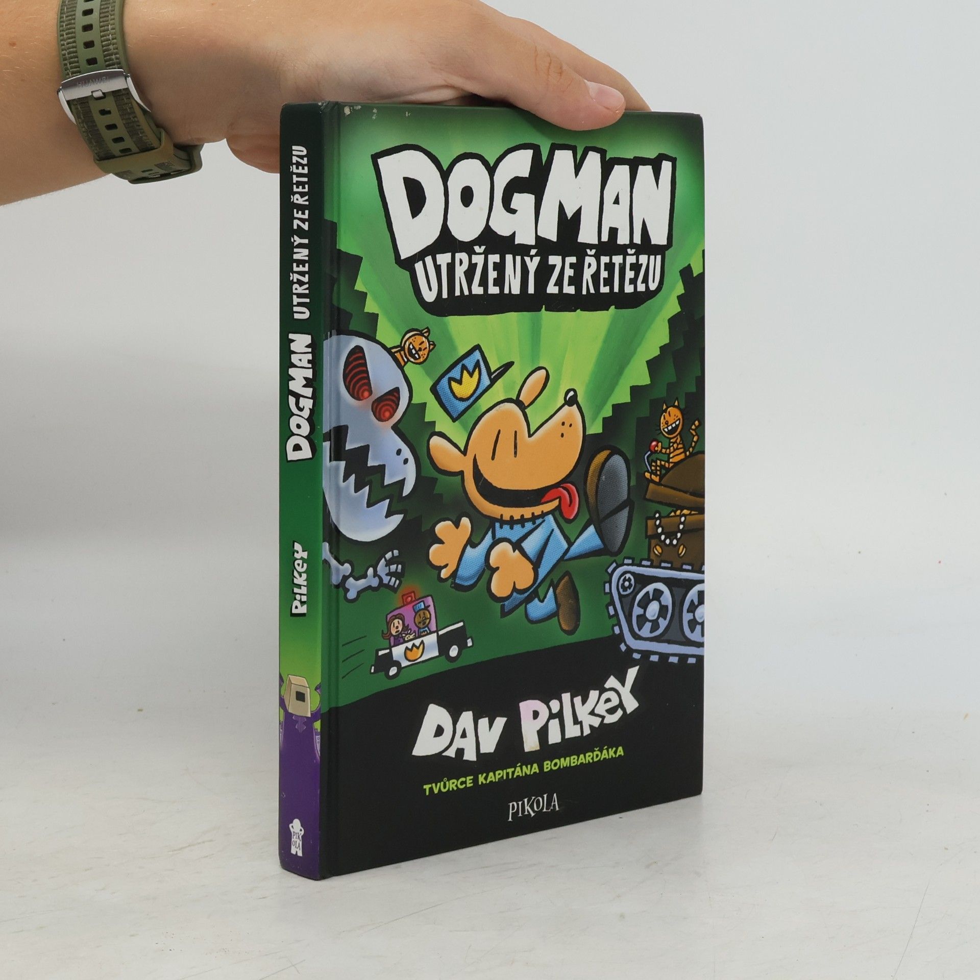 Dav Pilkey Dogman utržený ze řetězu