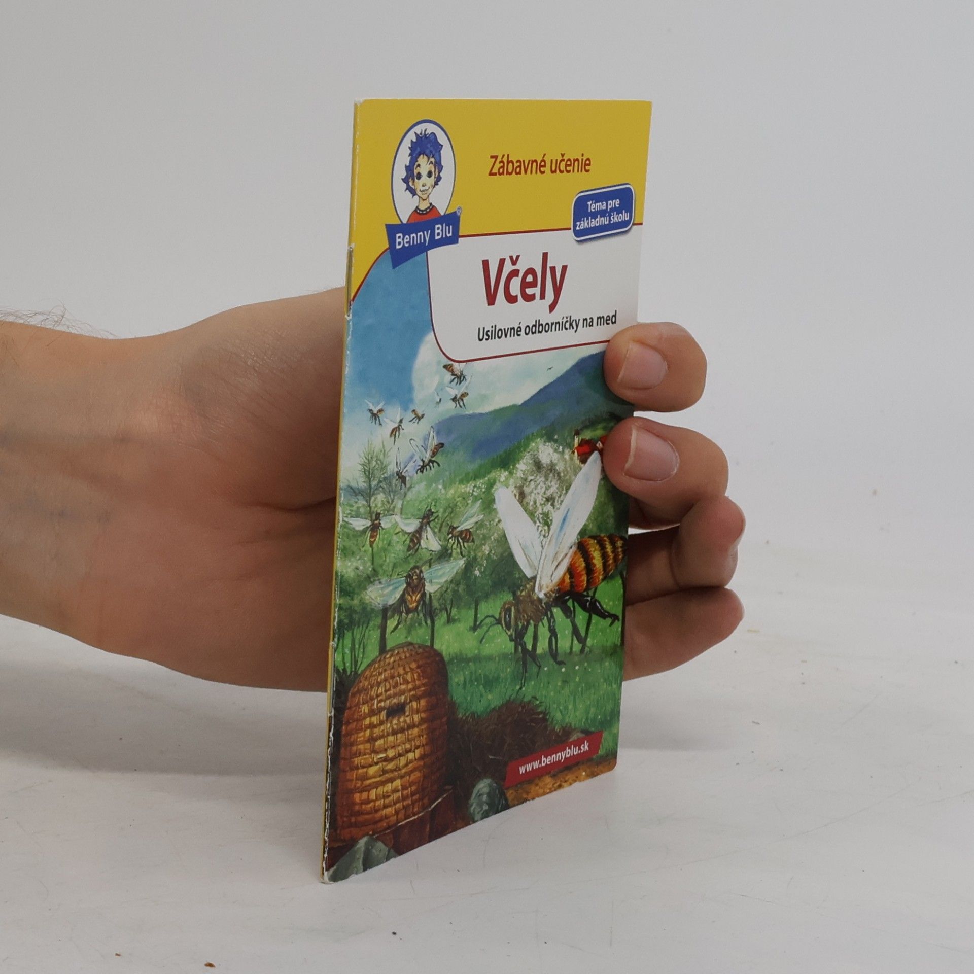 Autorenkollektiv Včely. Usilovné odborníčky na med