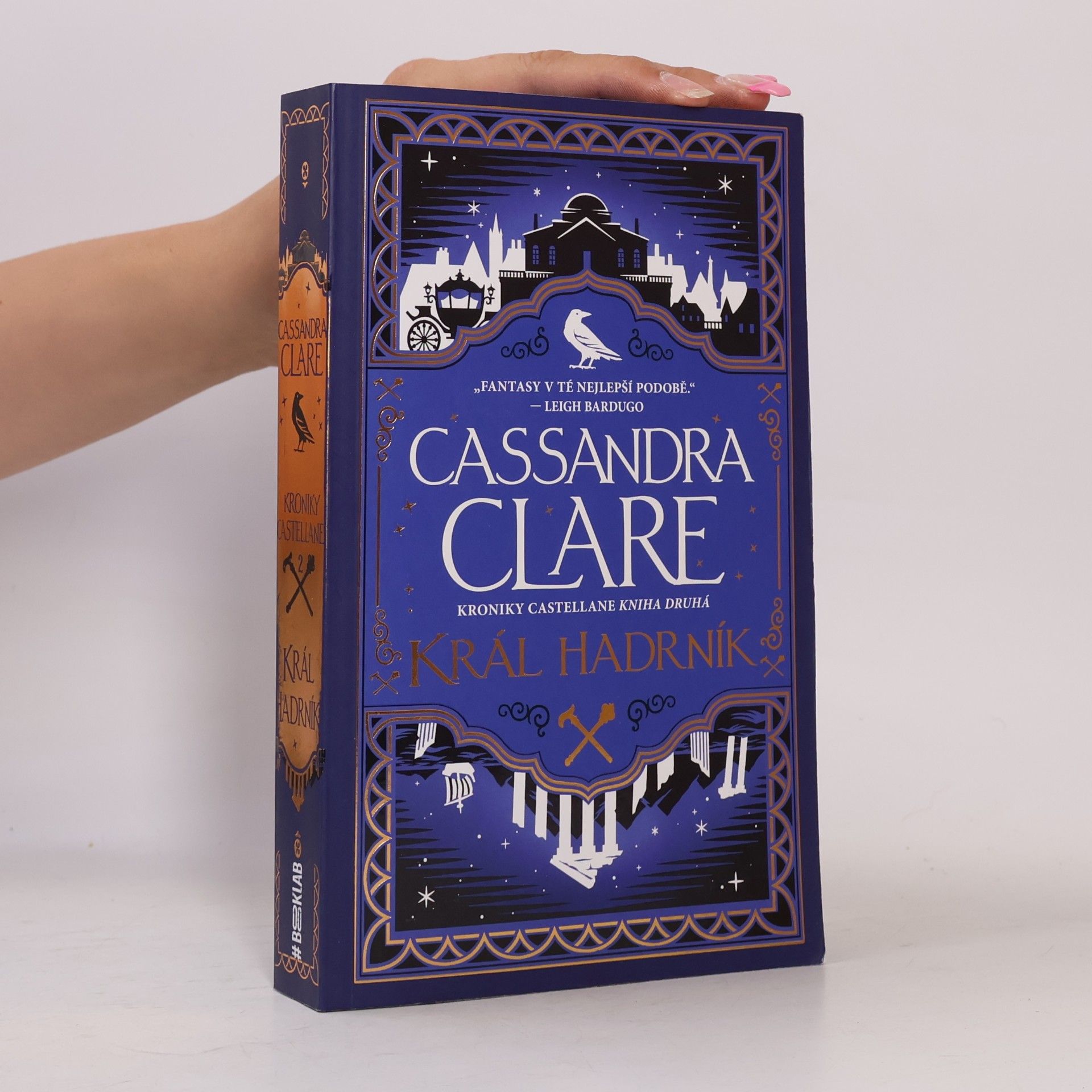 Cassandra Clare Král Hadrník - Kroniky Castellane