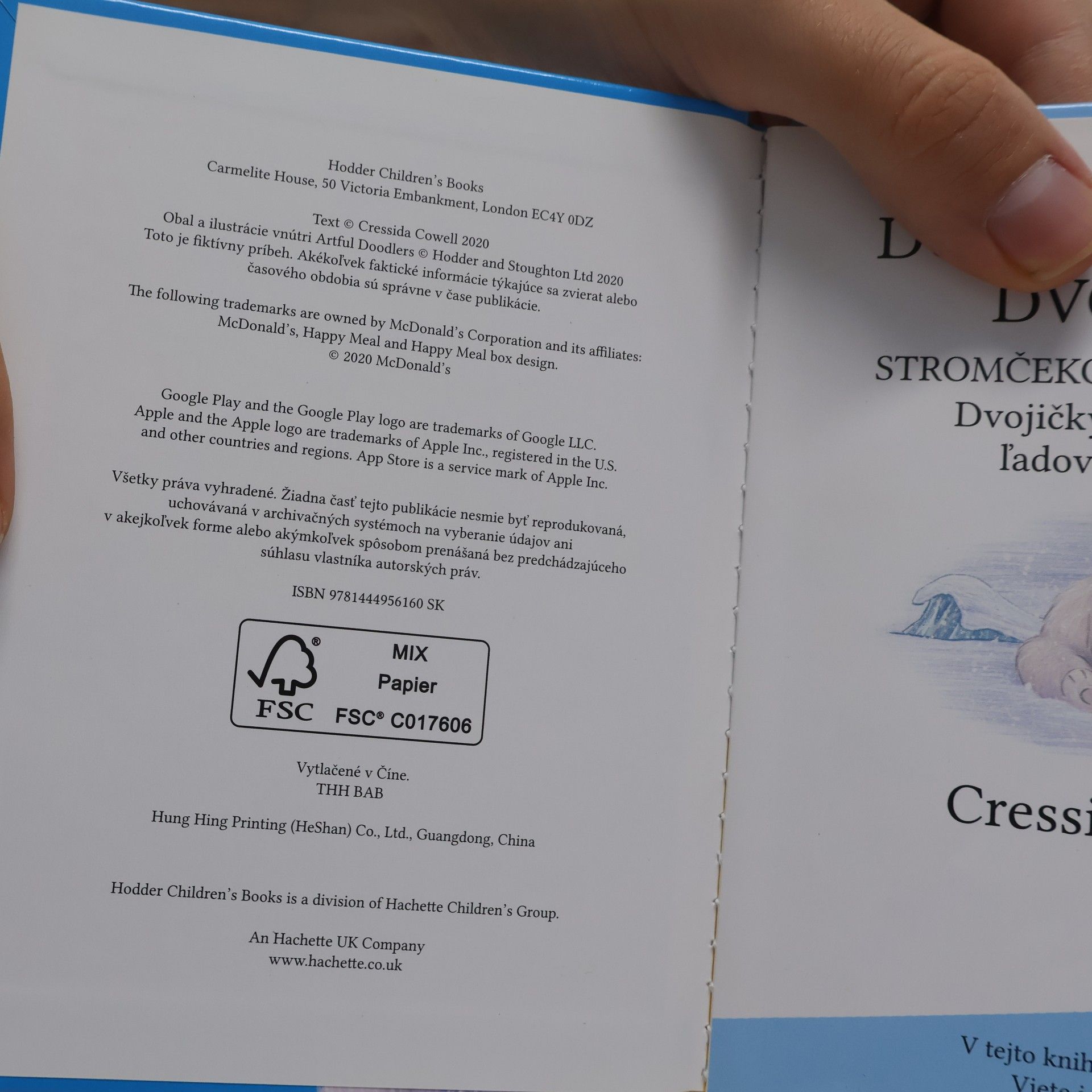 Cressida Cowell Dobrodružstvá dvojičiek Stromčekových v divočine: Dvojičky idú po stopách ľadového medveďa
