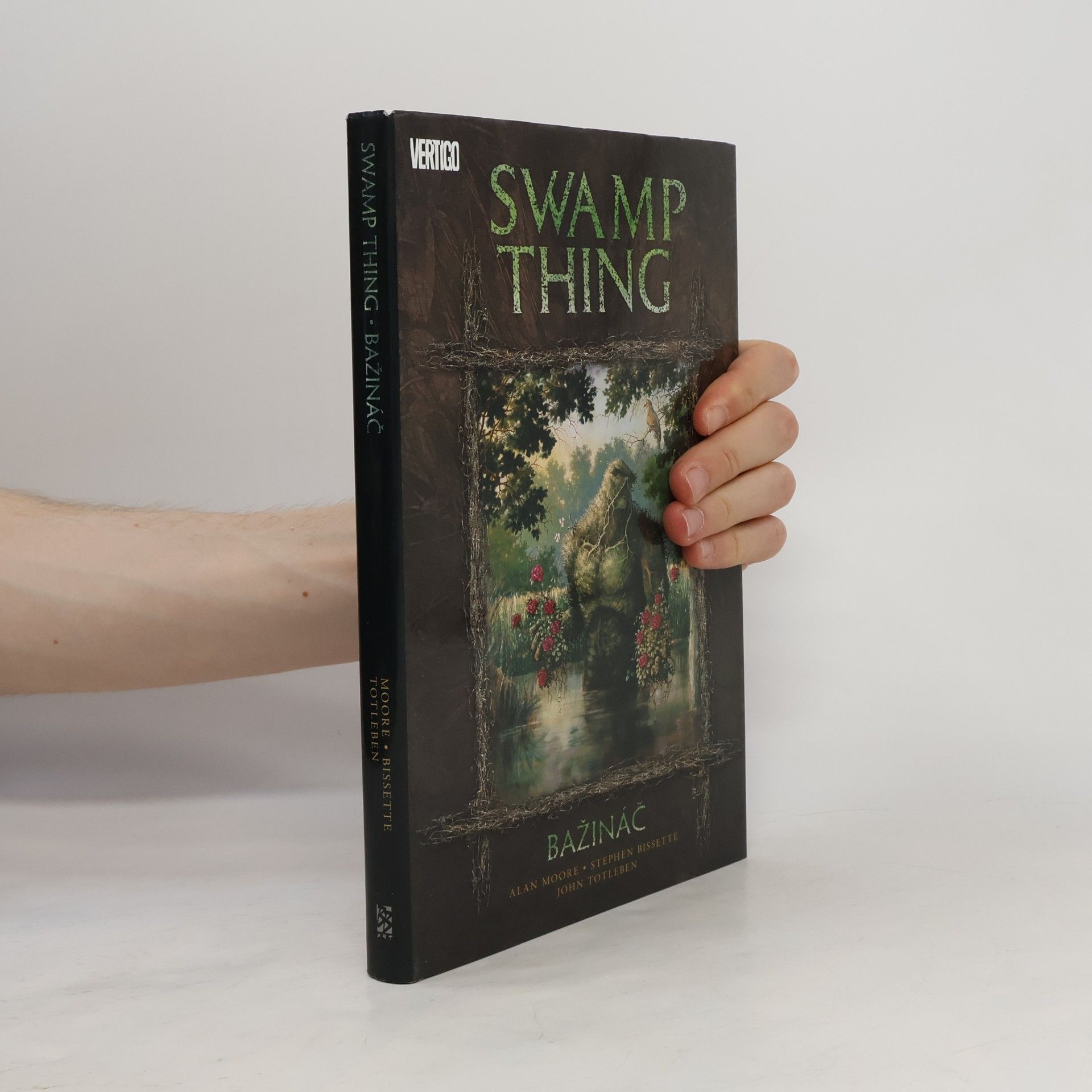 Alan Moore Bažináč = Swamp Thing : kniha první