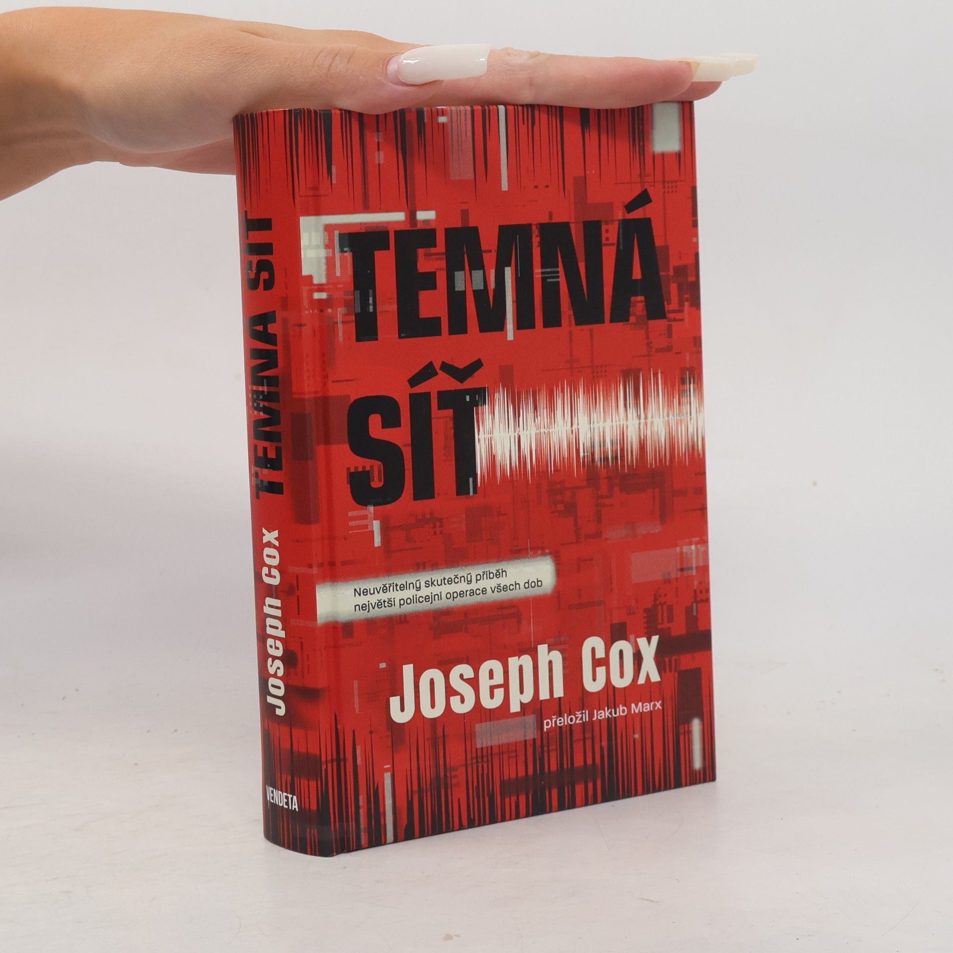 Joseph Cox Temná síť