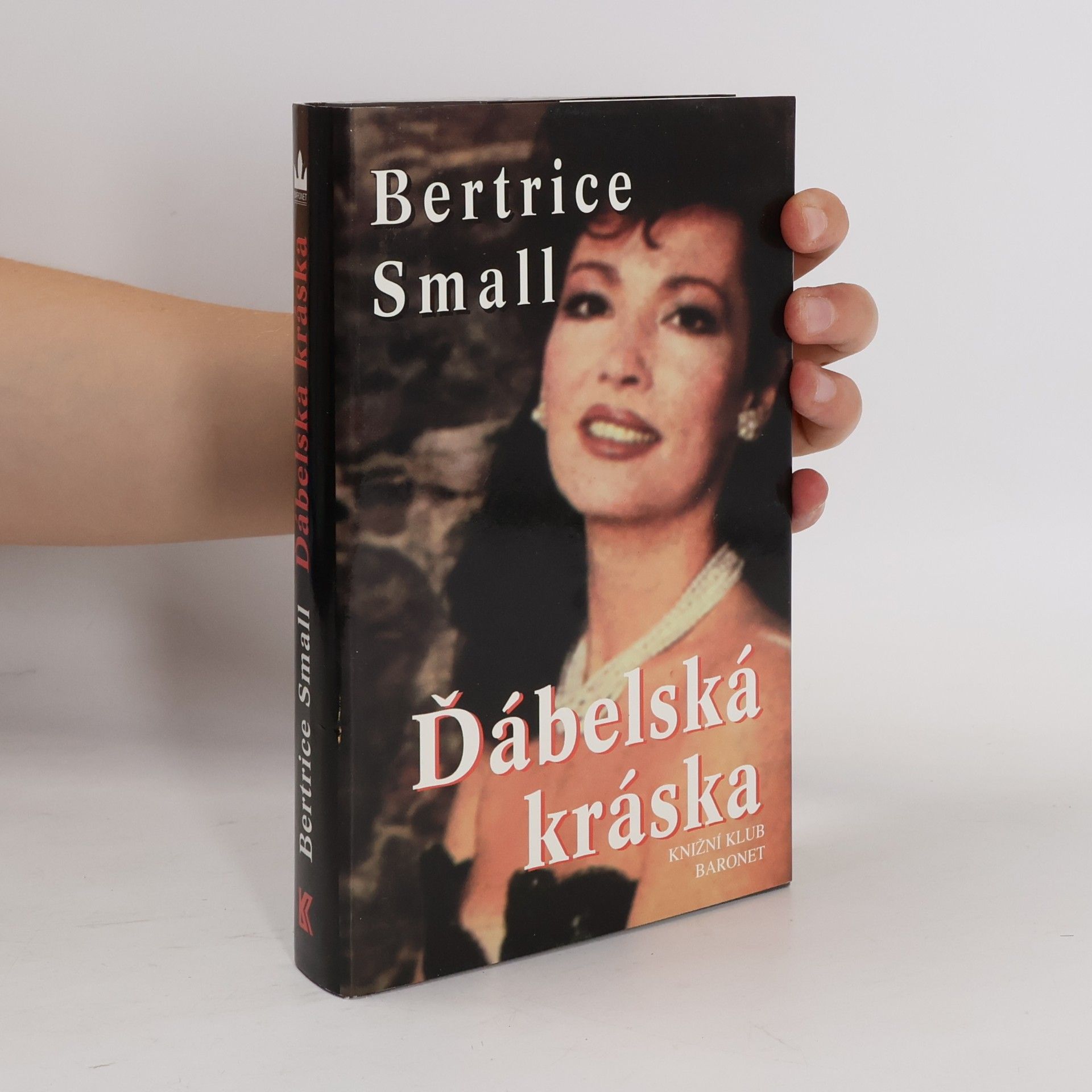 Bertrice Small Ďábelská kráska