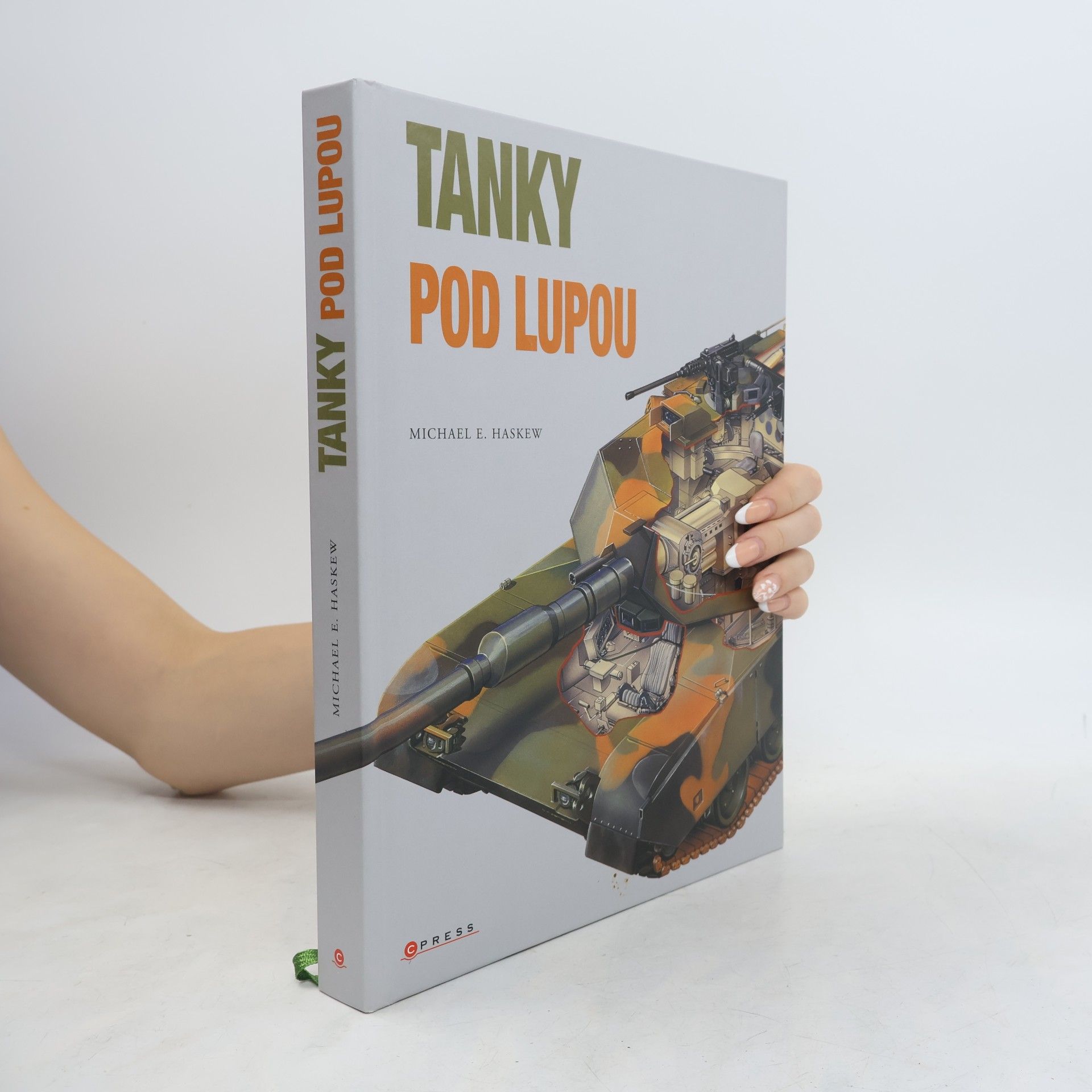 Michael E. Haskew Tanky pod lupou