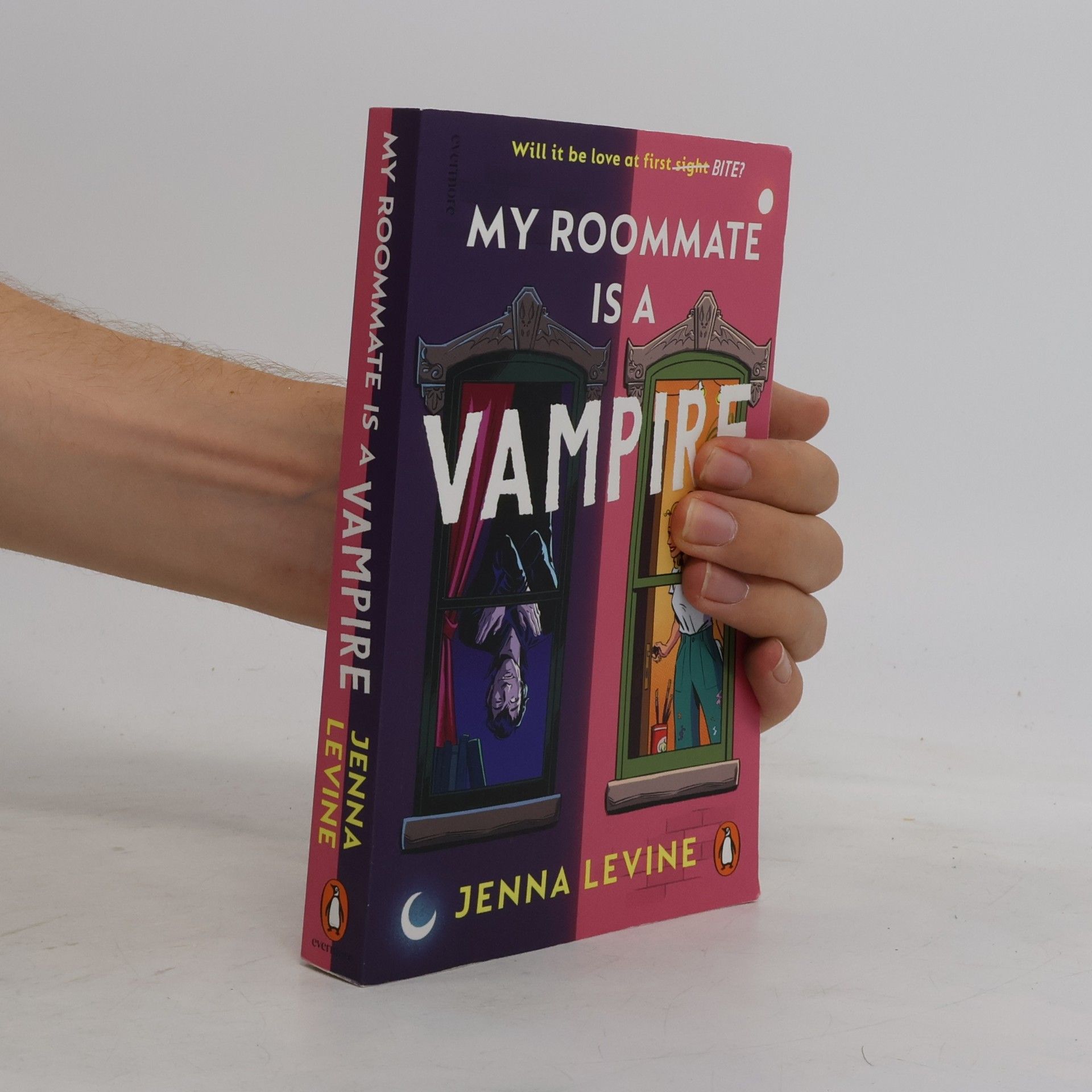 Jenna Levine My roommate is a vampire