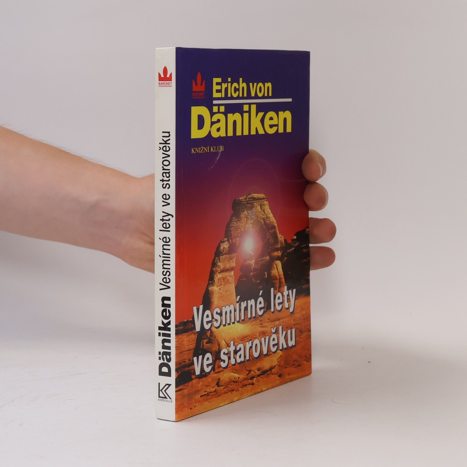 Erich von Däniken Vesmírné lety ve starověku
