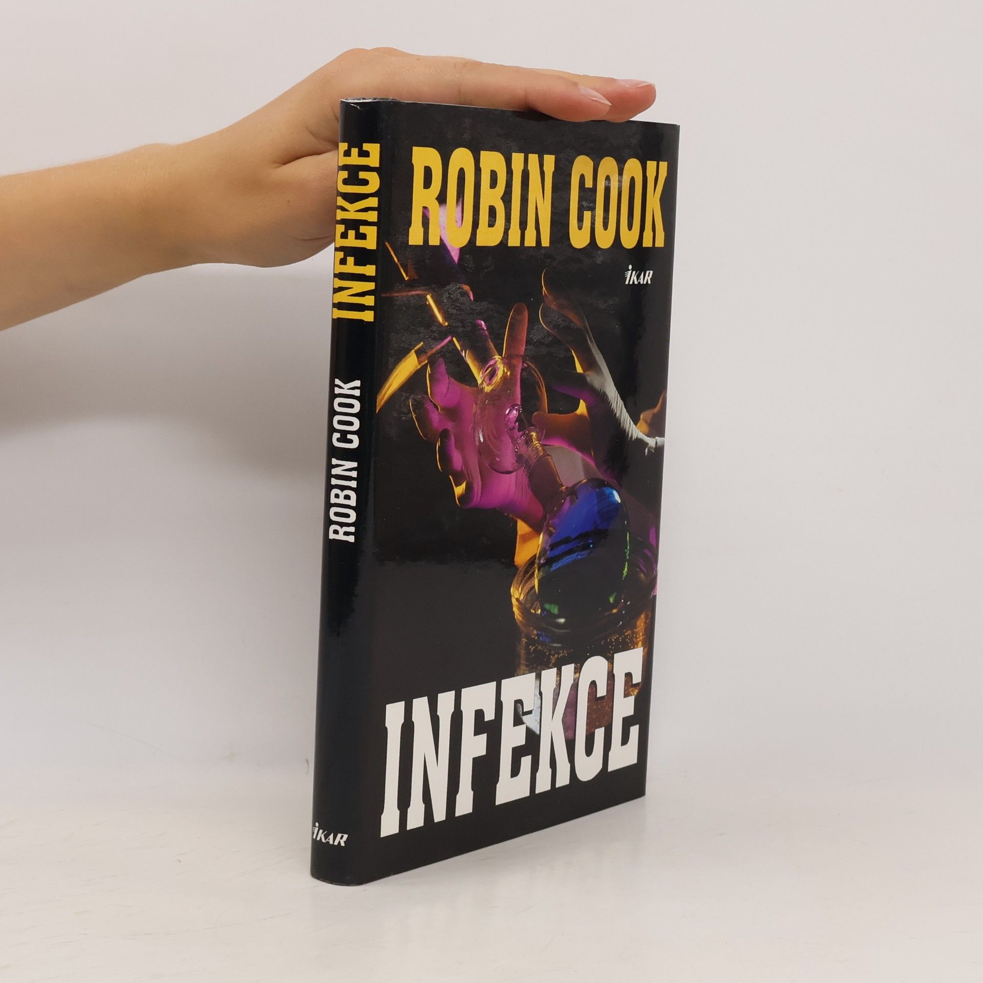 Robin Cook Infekce
