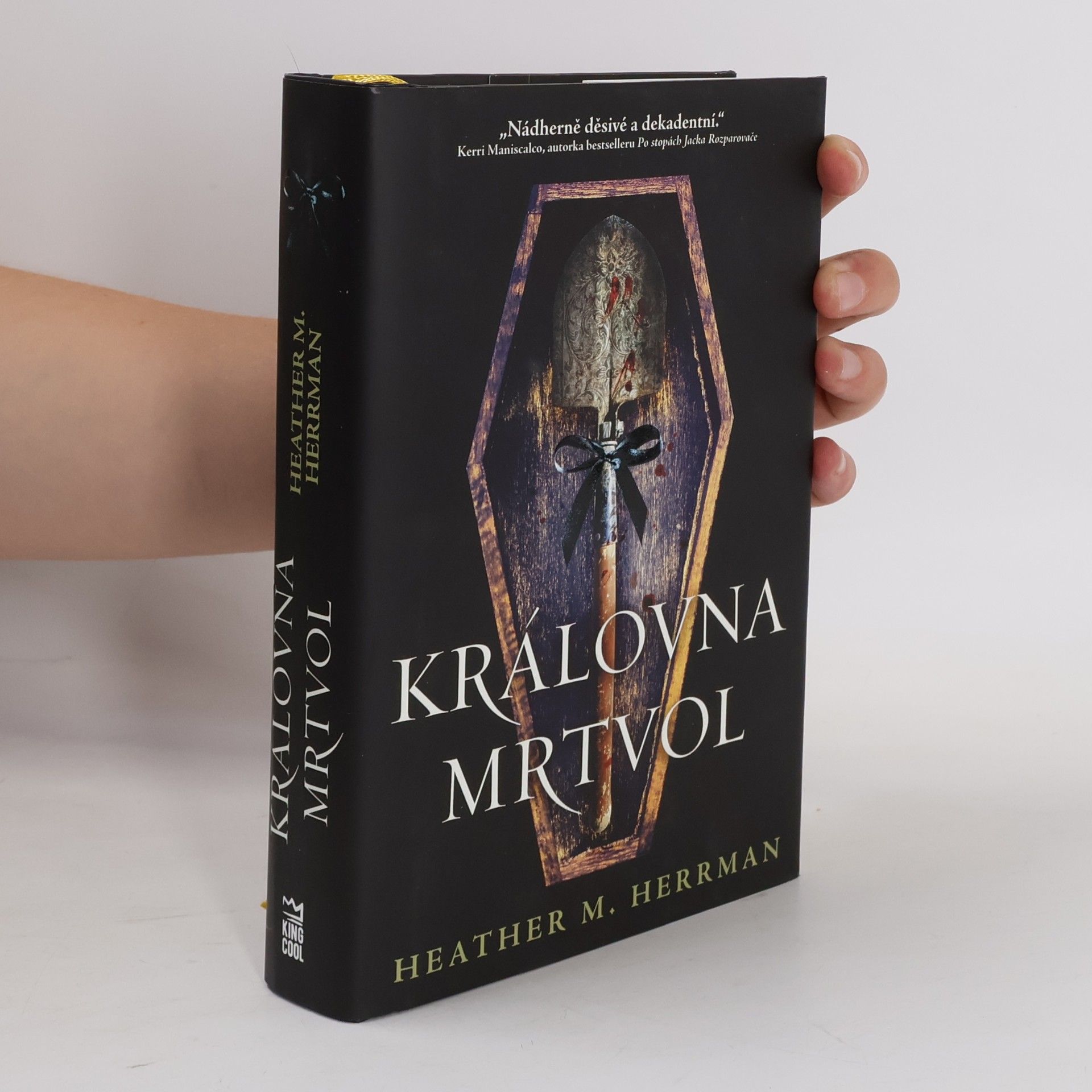 Heather M. Herrman Královna mrtvol