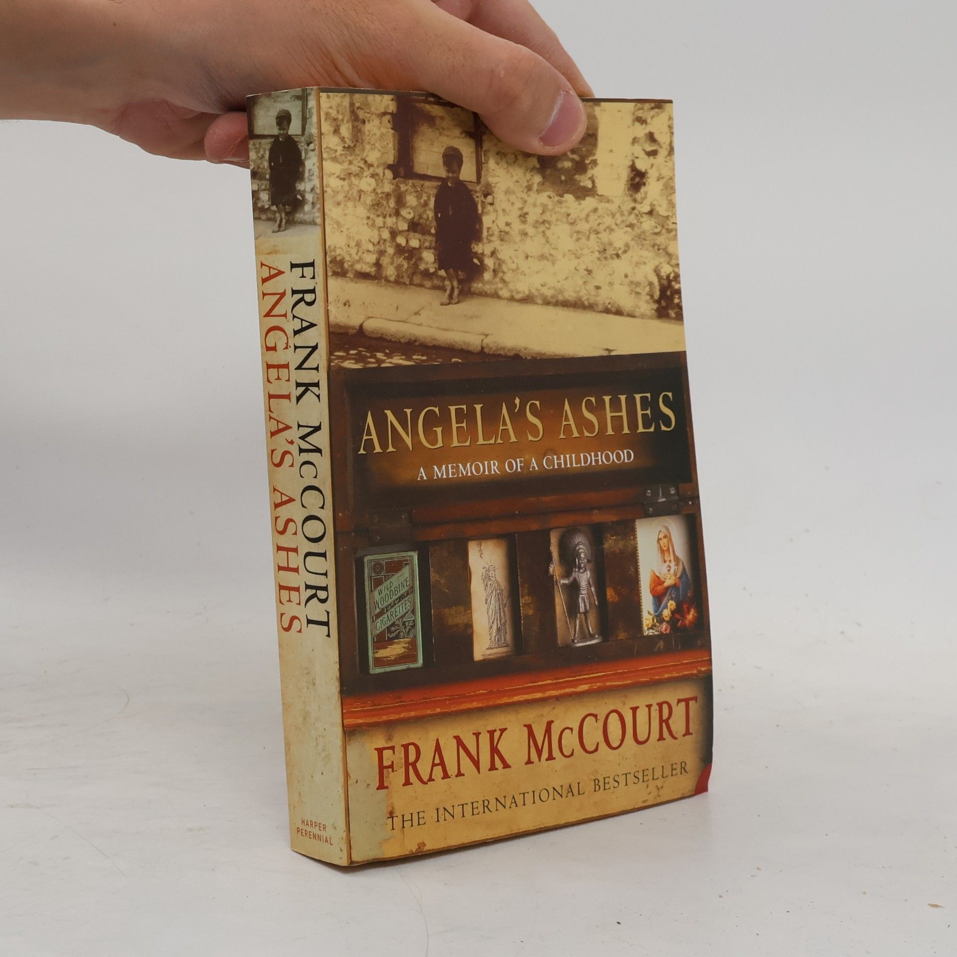 Frank McCourt Angela's ashes. A memoir of a childhood