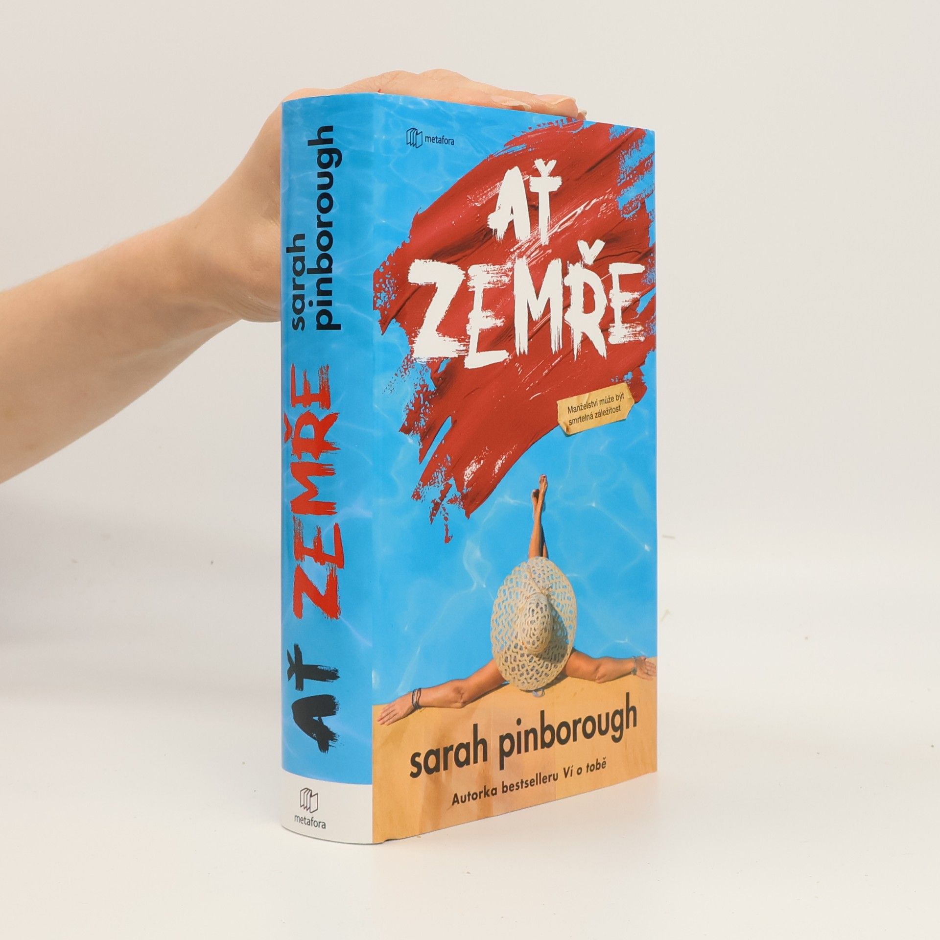 Sarah Pinborough Ať zemře