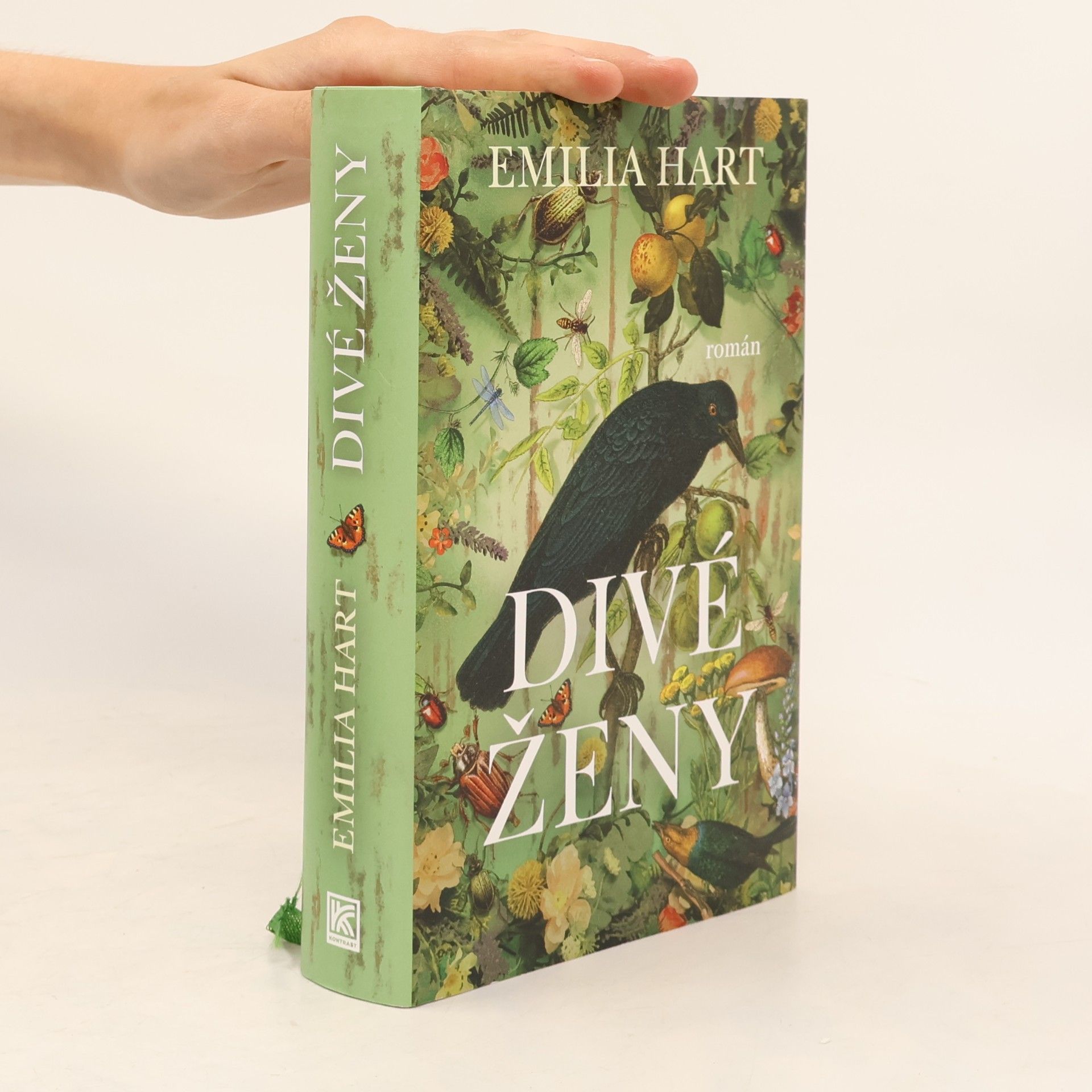 Emilia Hart Divé ženy