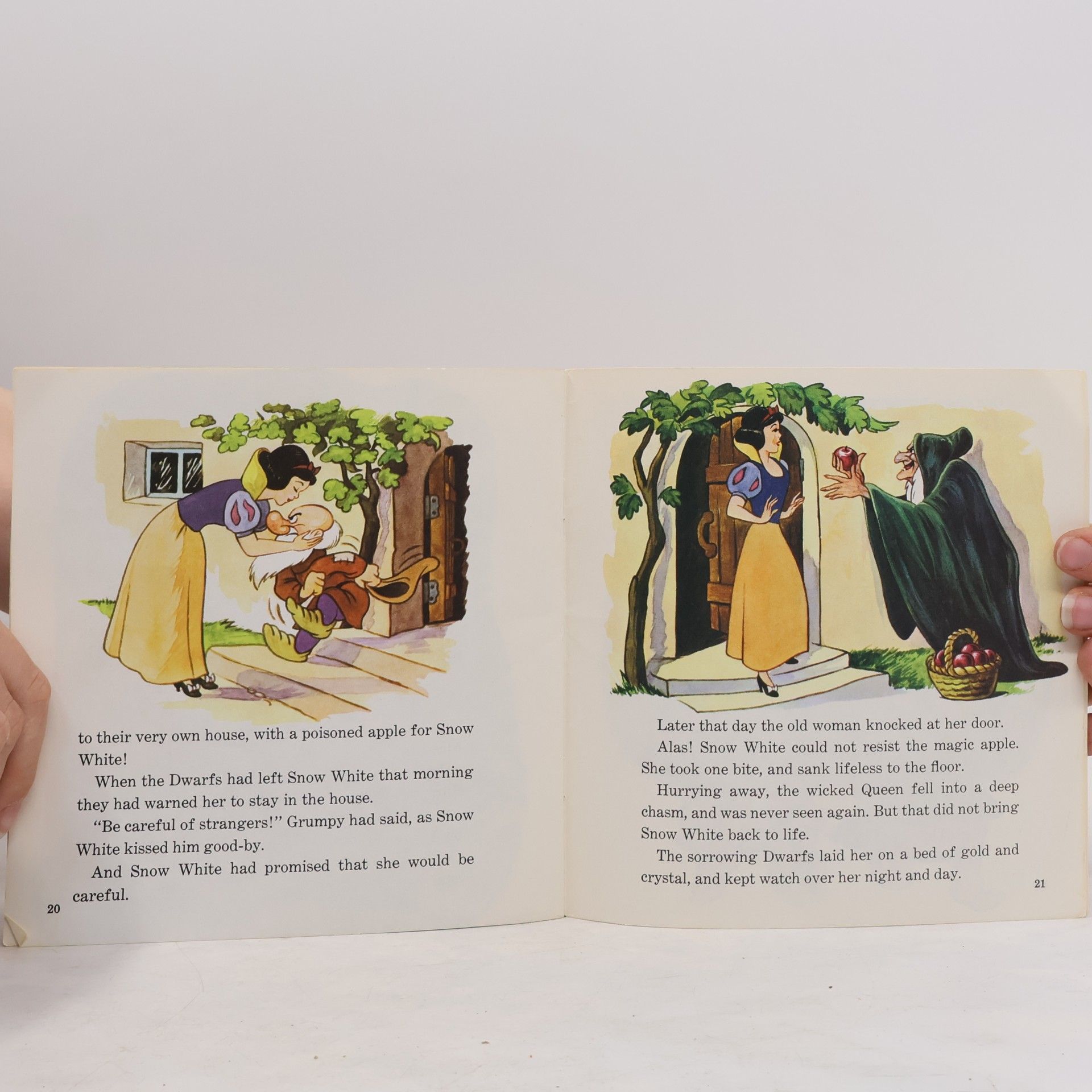 Kolektiv autorů Snow White and the Seven Dwarfs