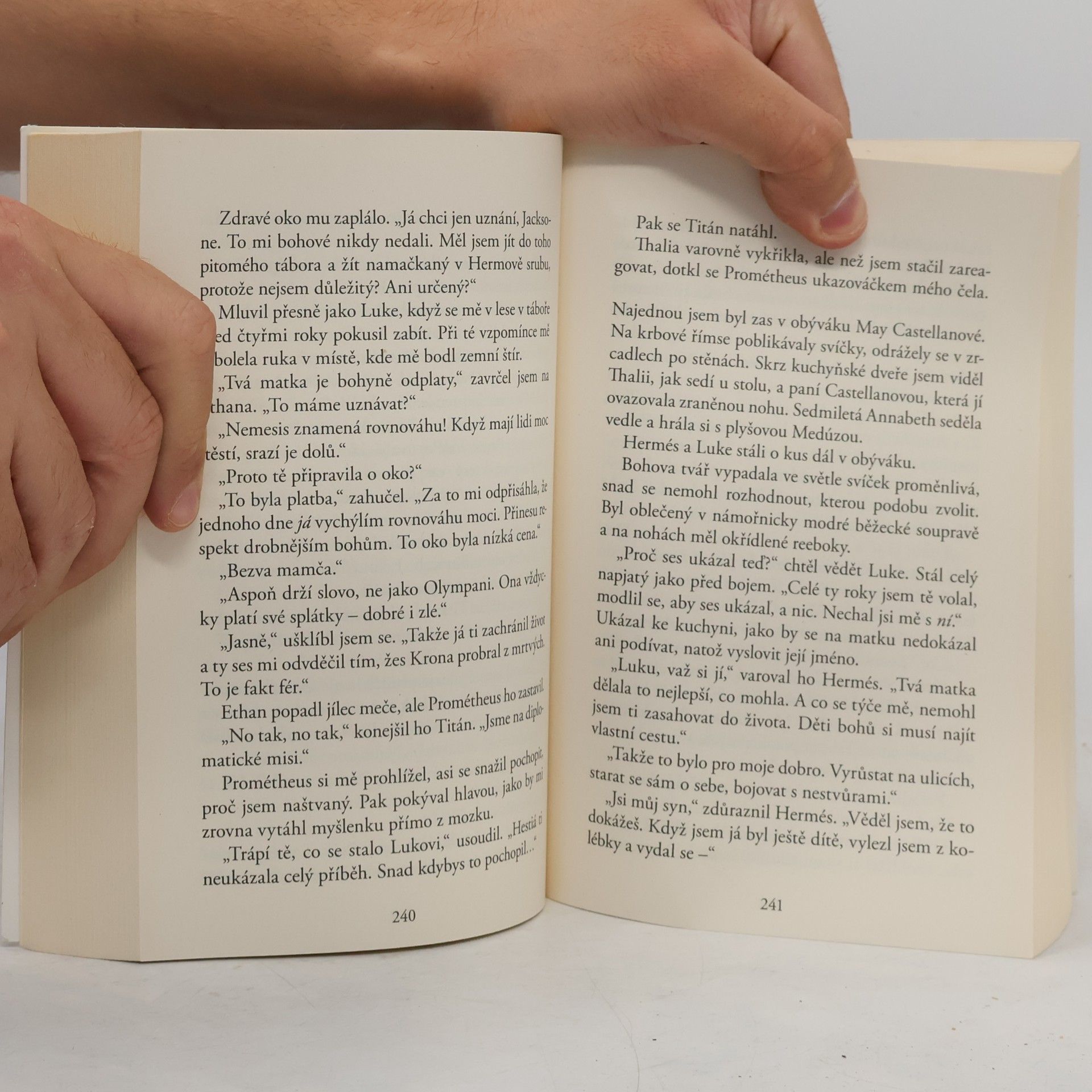 Dana Chodilová Percy Jackson. Poslední z bohů
