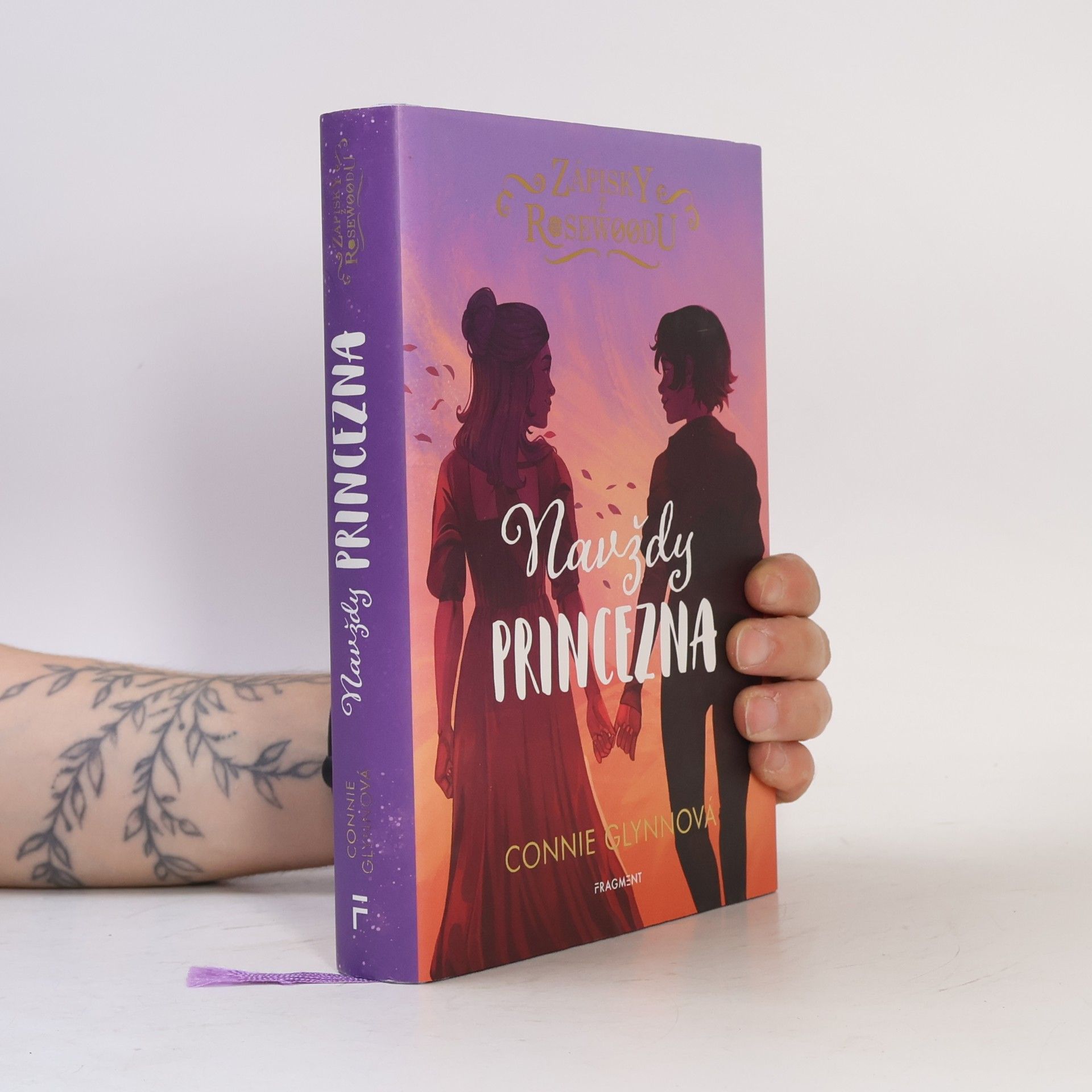 Connie Glynn Zápisky z Rosewoodu. Navždy princezna