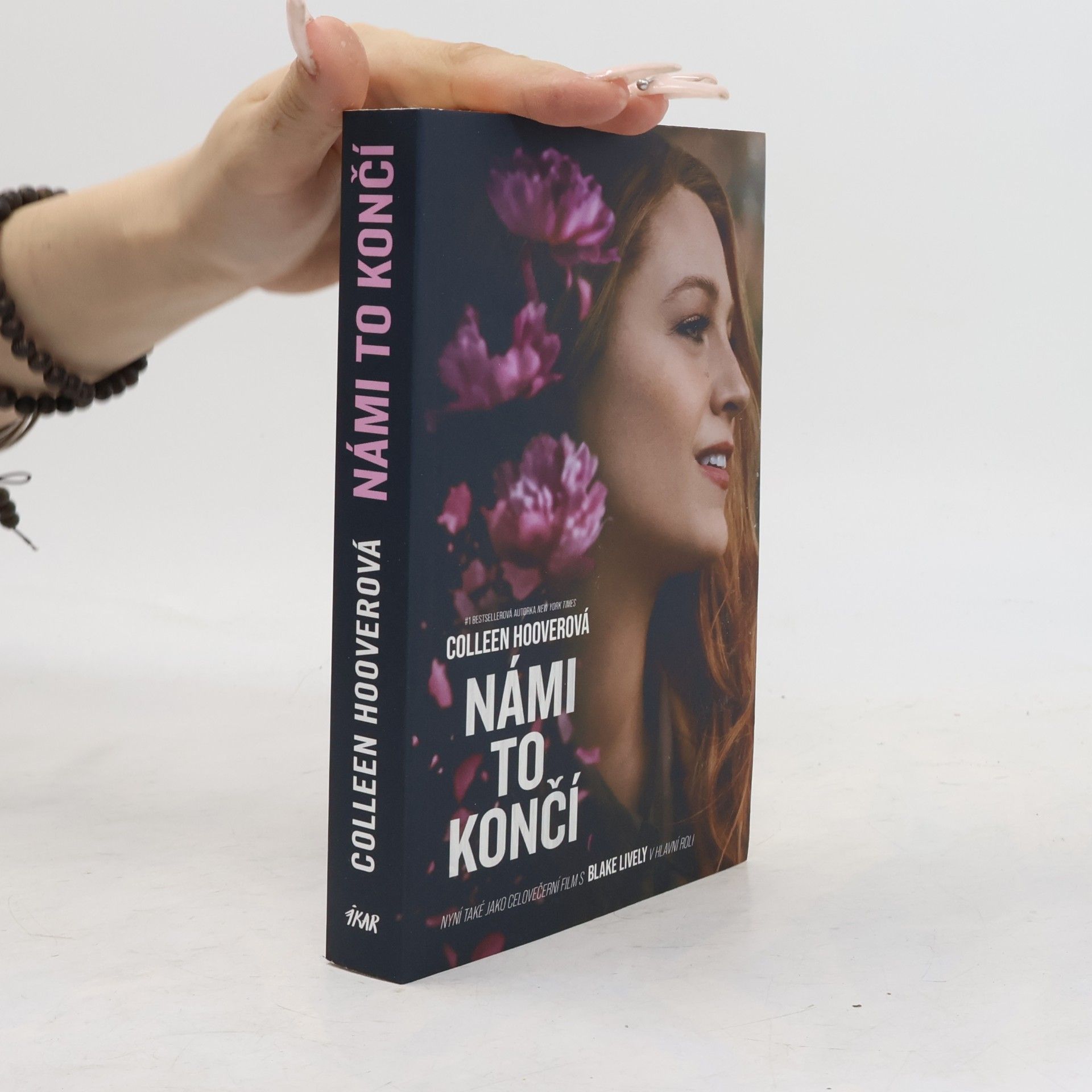 Colleen Hoover Námi to končí