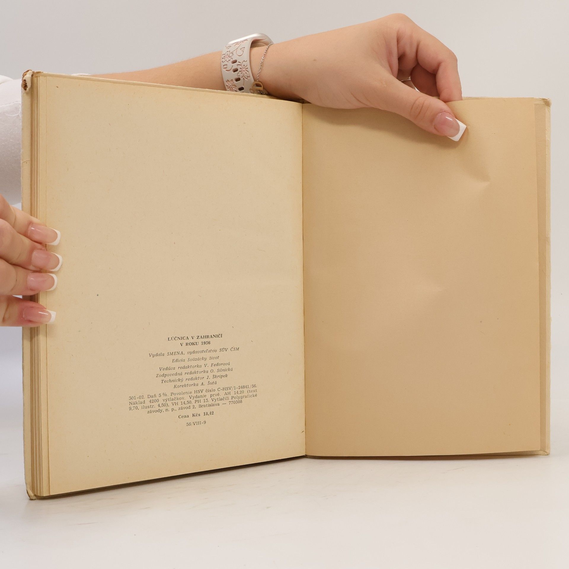Kolektiv autorů Lúčnica v zahraničí v roku 1956