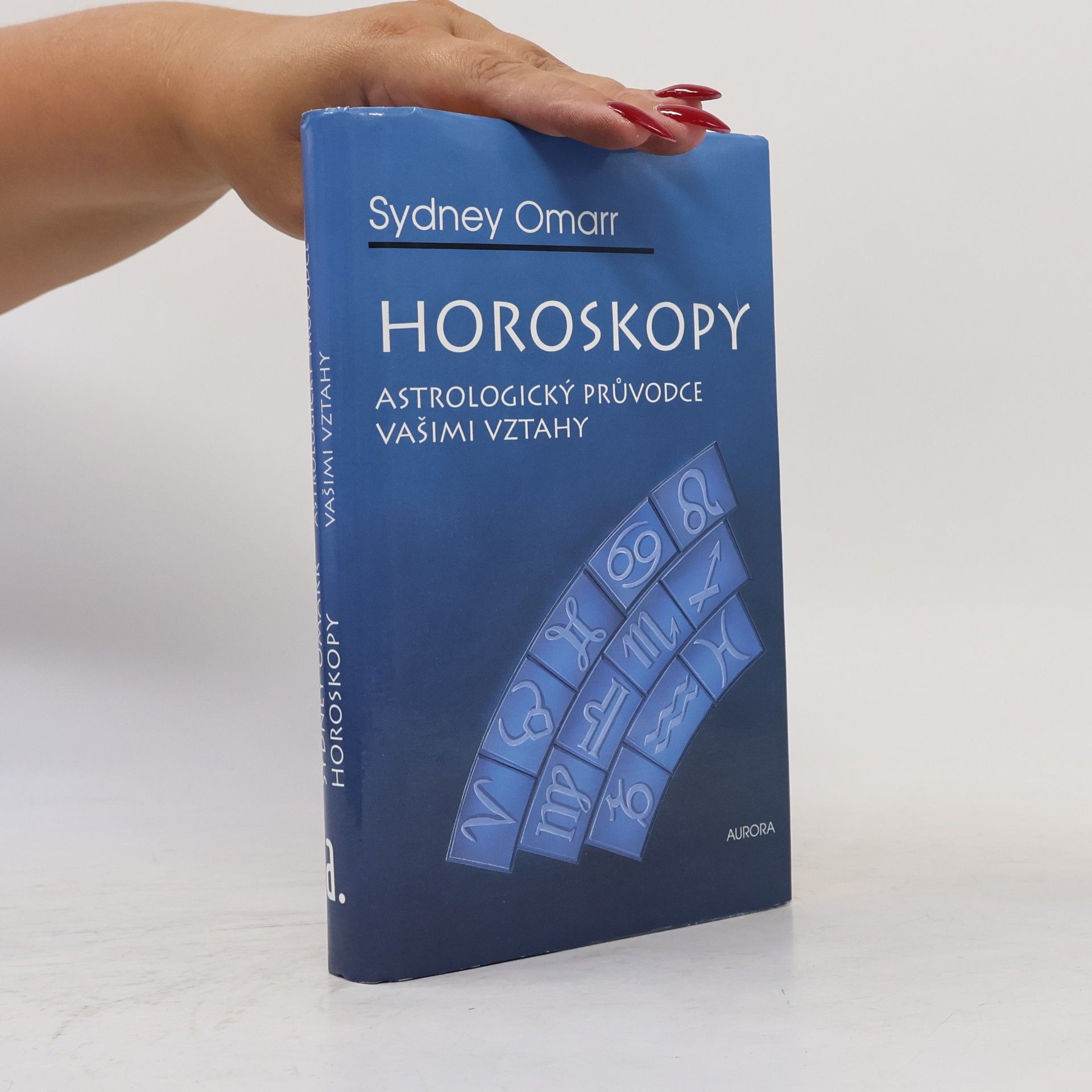 Sydney Omarr Horoskopy: Astrologický průvodce vašimi vztahy