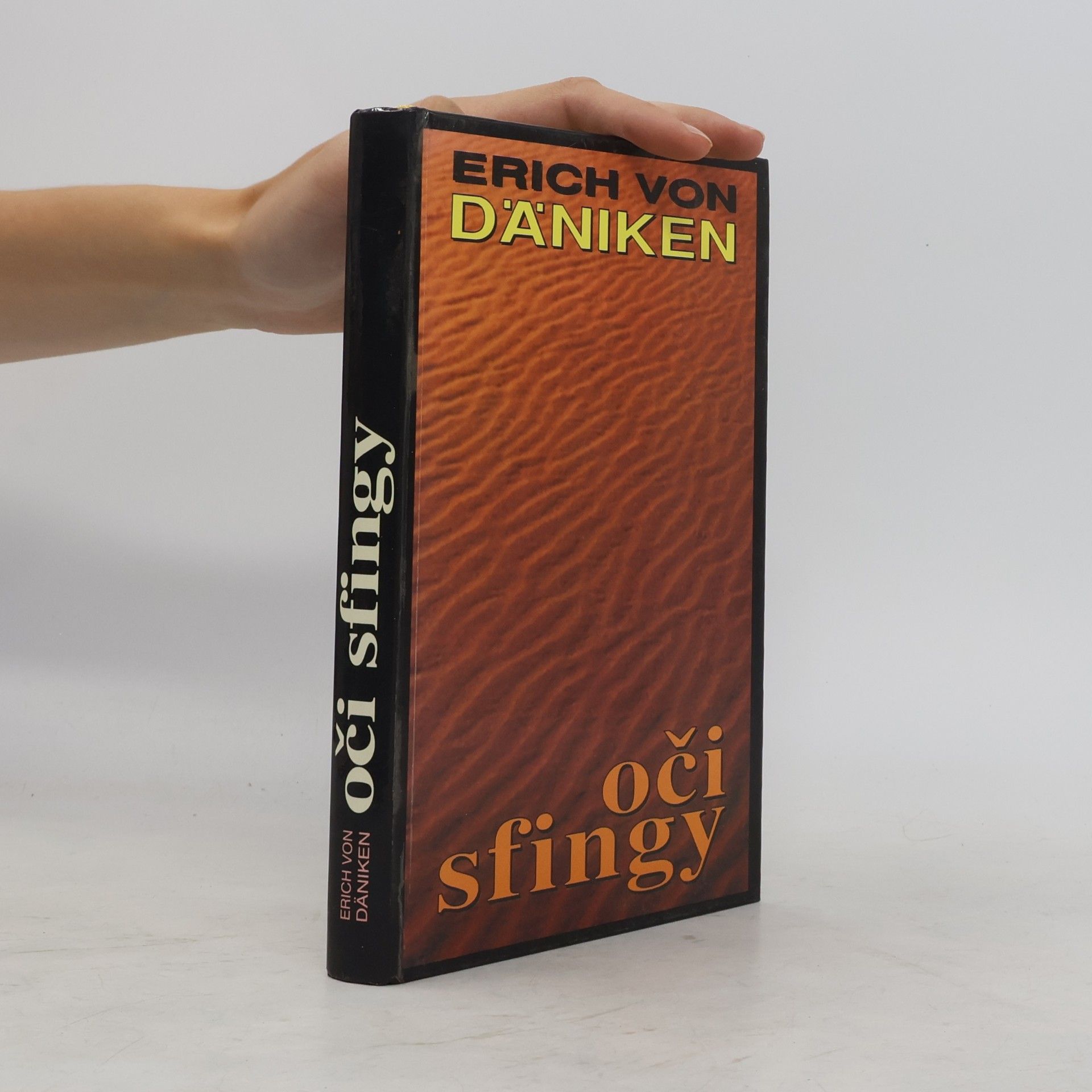 Erich von Däniken Oči sfingy