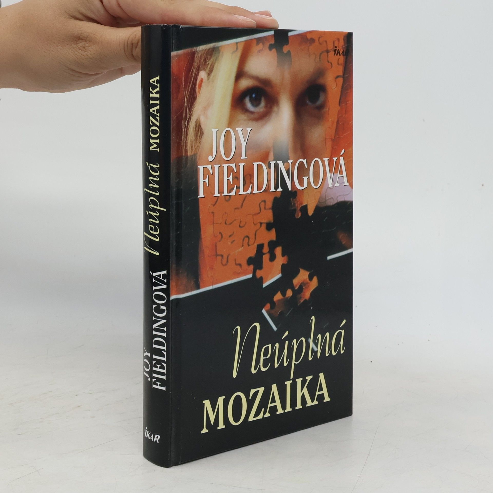 Joy Fielding Neúplná mozaika