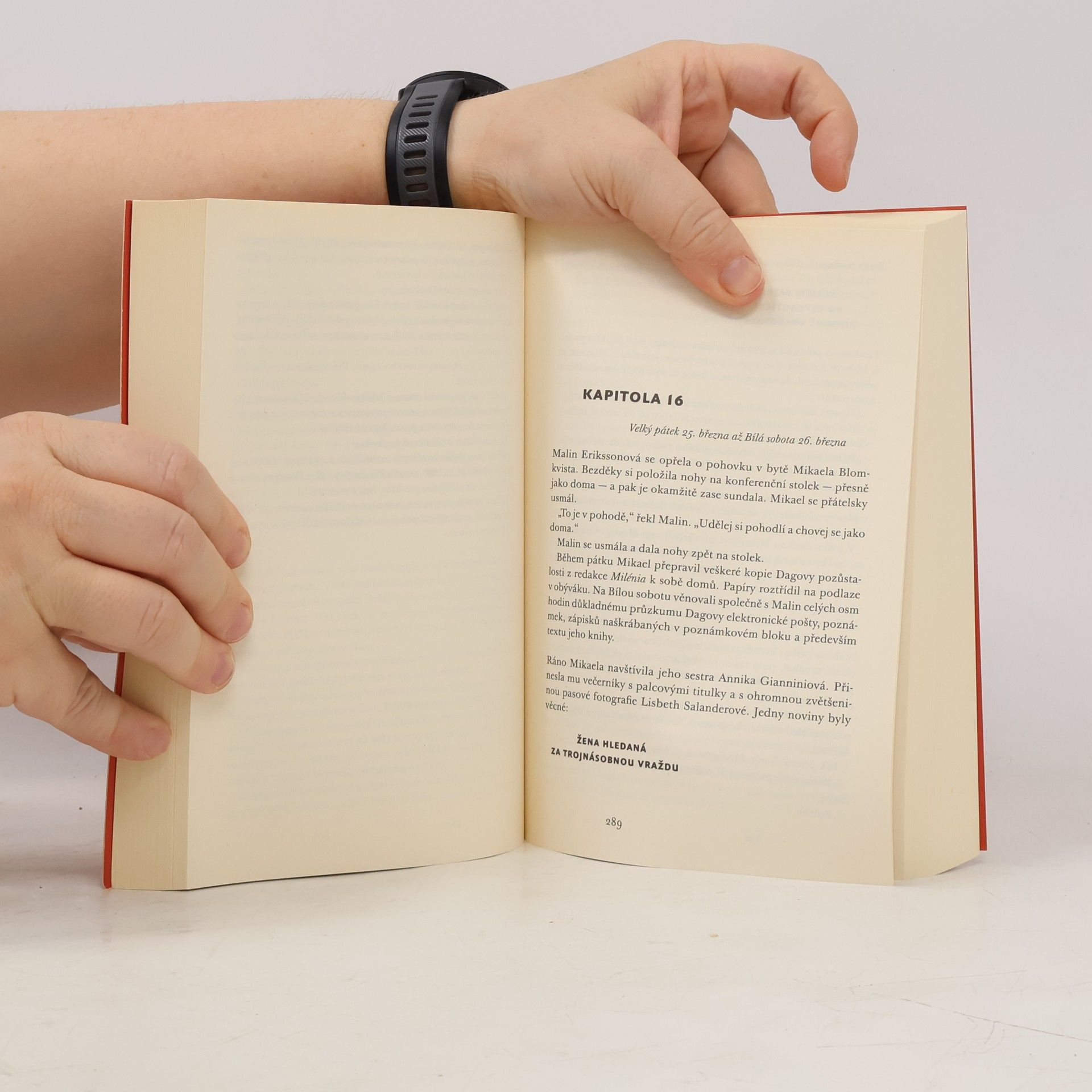 Stieg Larsson Dívka, která si hrála s ohněm