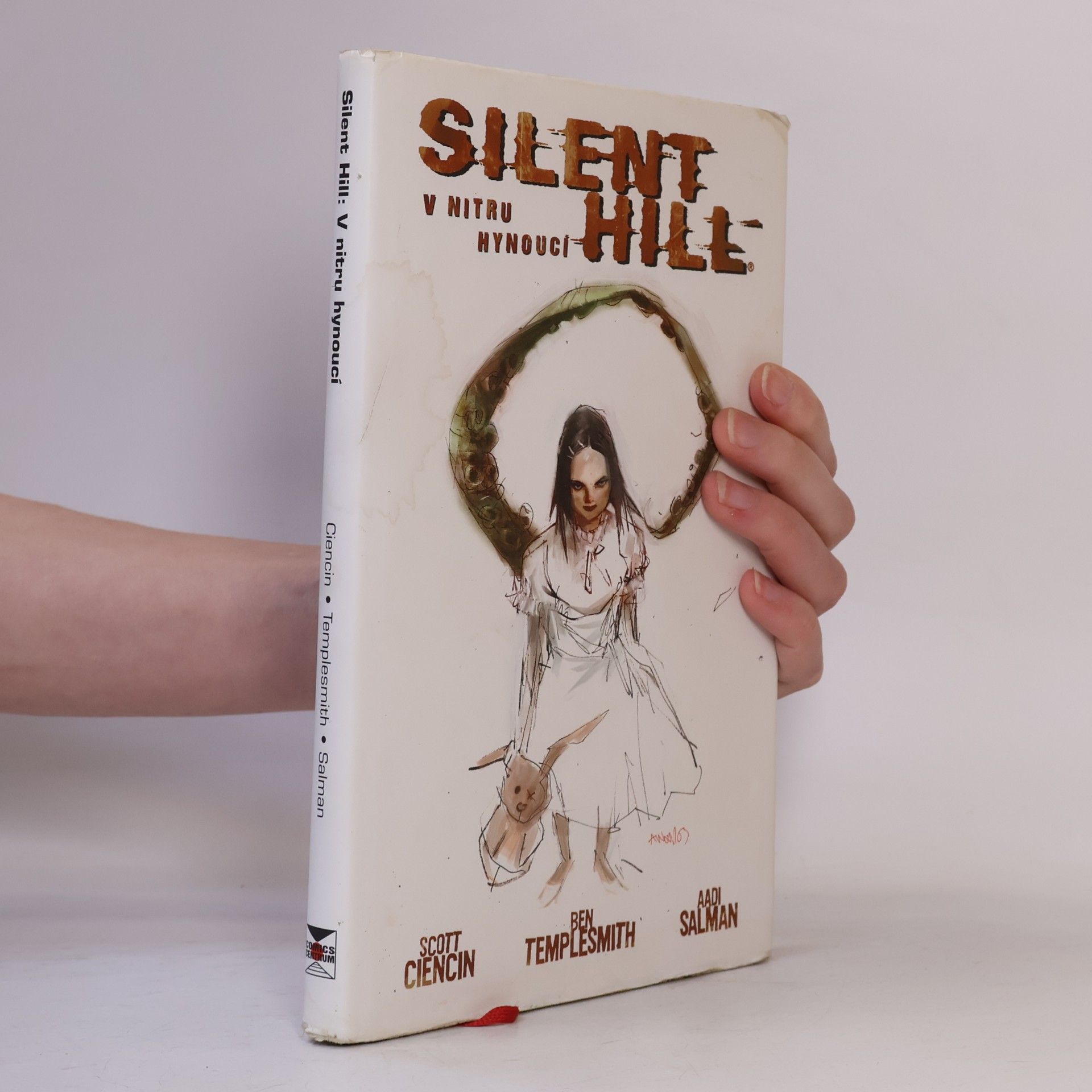 Scott Ciencin Silent Hill : v nitru hynoucí