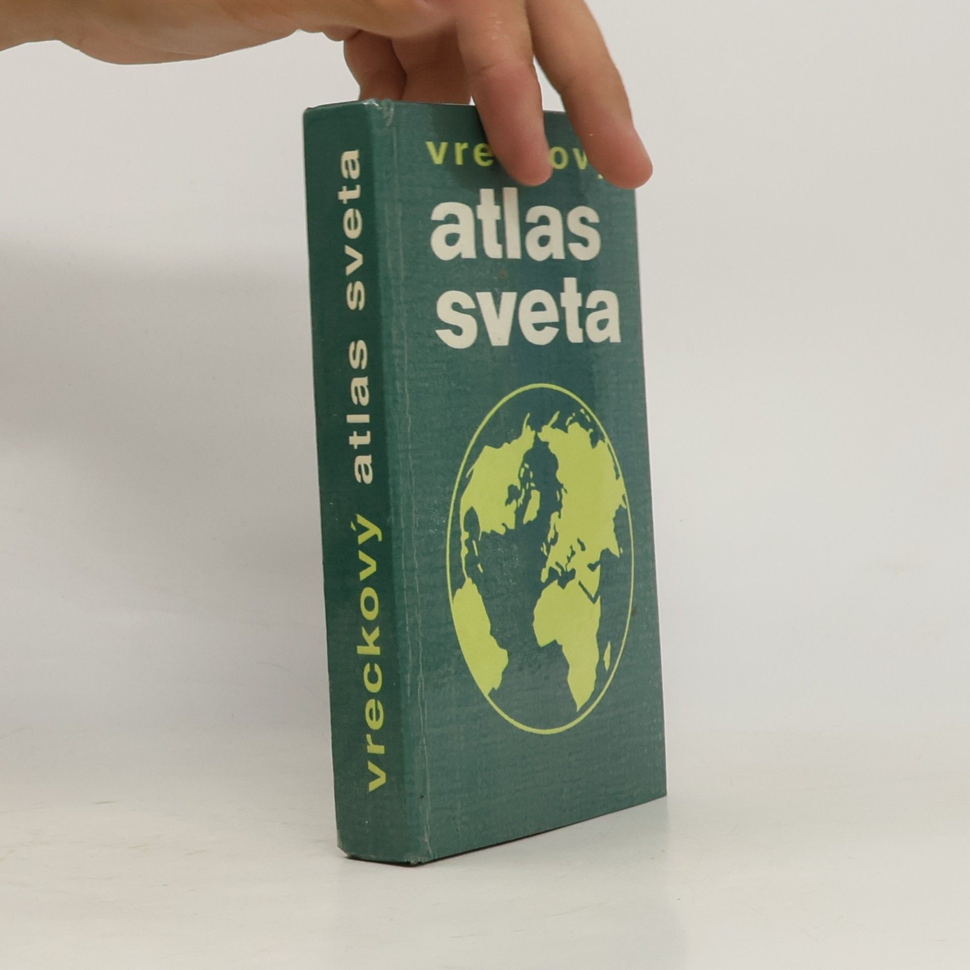 Autores varios Vreckový atlas sveta