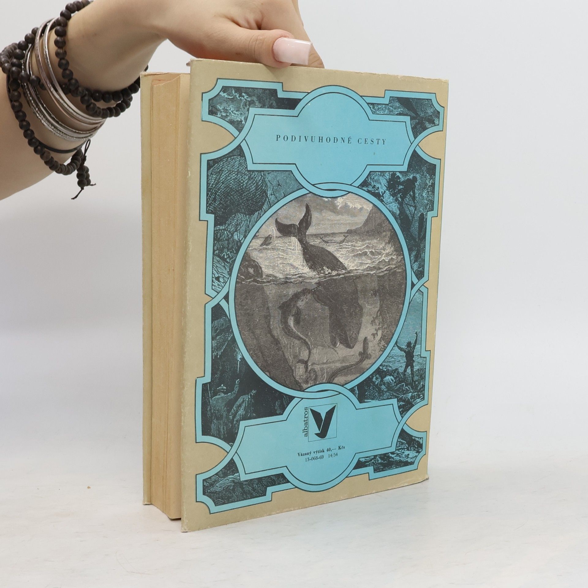 Jules Verne Dvacet tisíc mil pod mořem