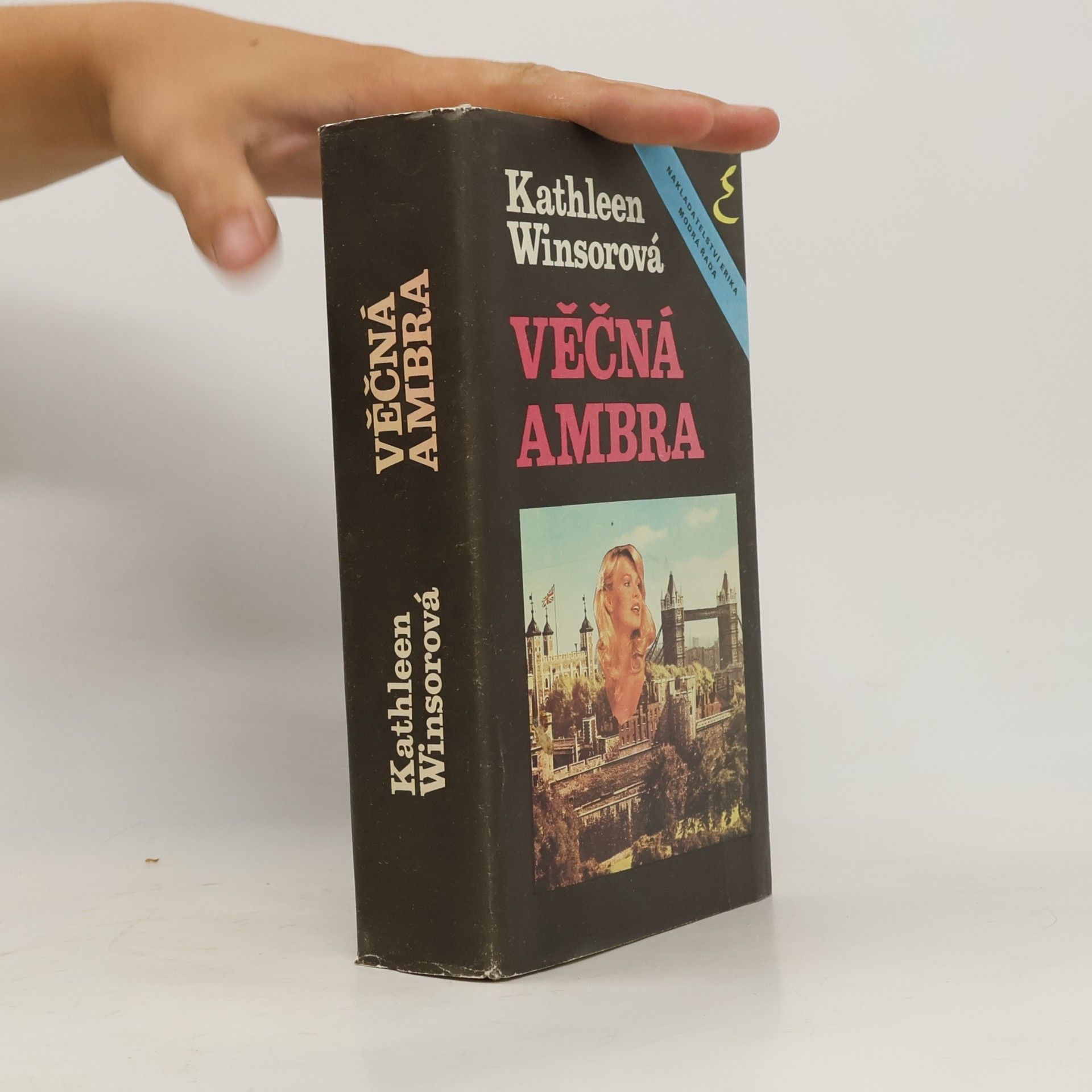 Věčná Ambra