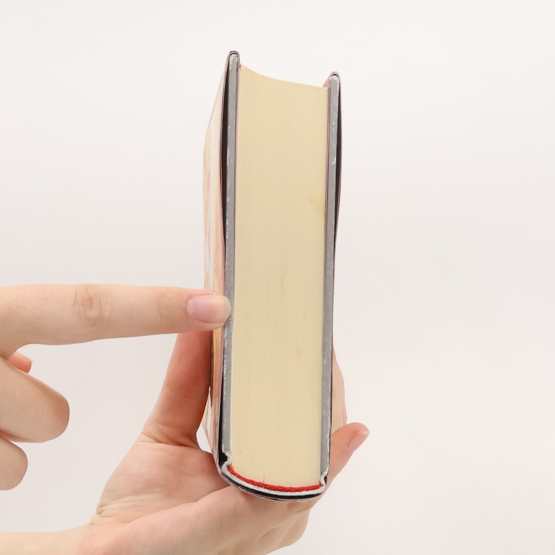 Jonas Jonasson Stoletý stařík, který vylezl z okna a zmizel