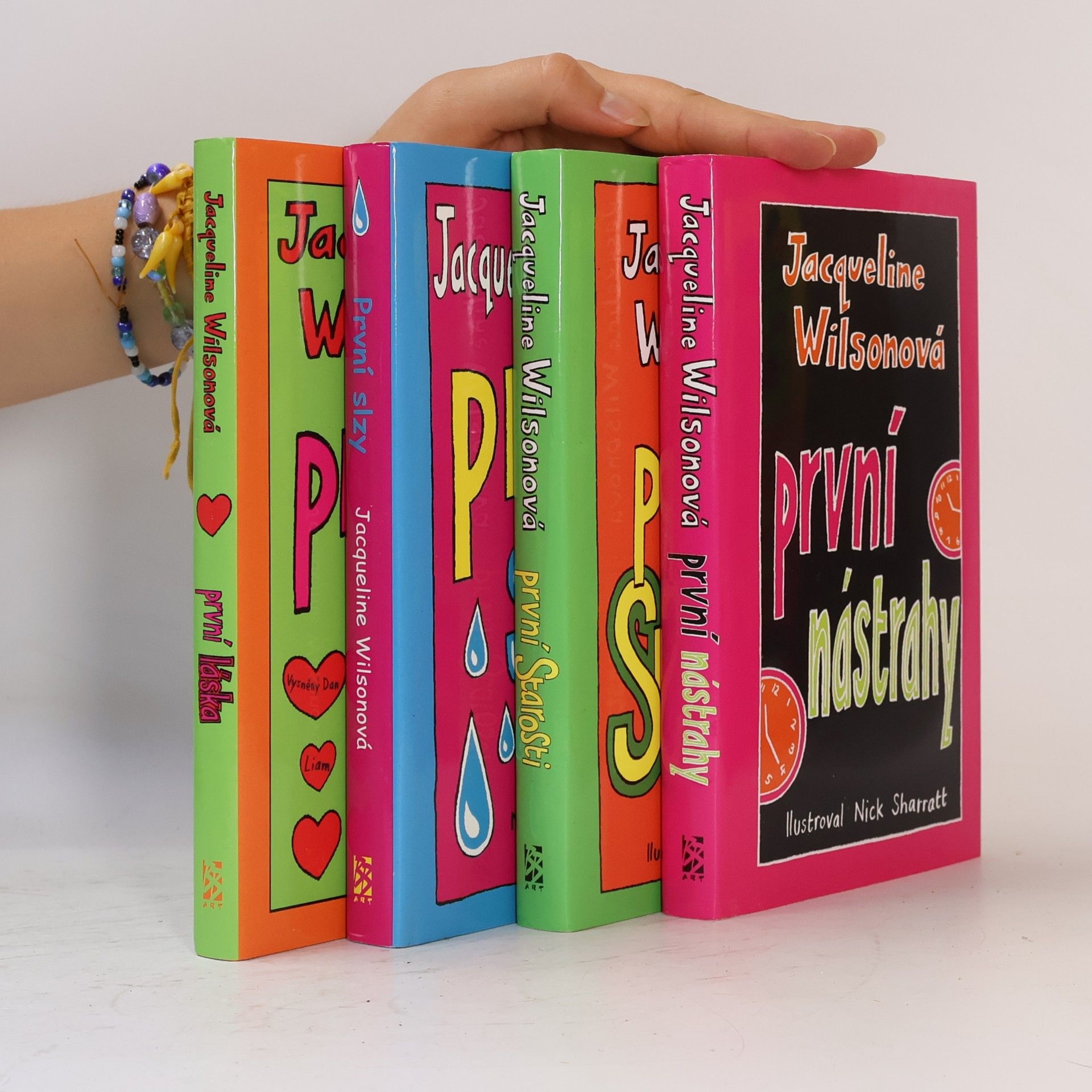 Jacqueline Wilson První láska, starosti, nástrahy, slzy