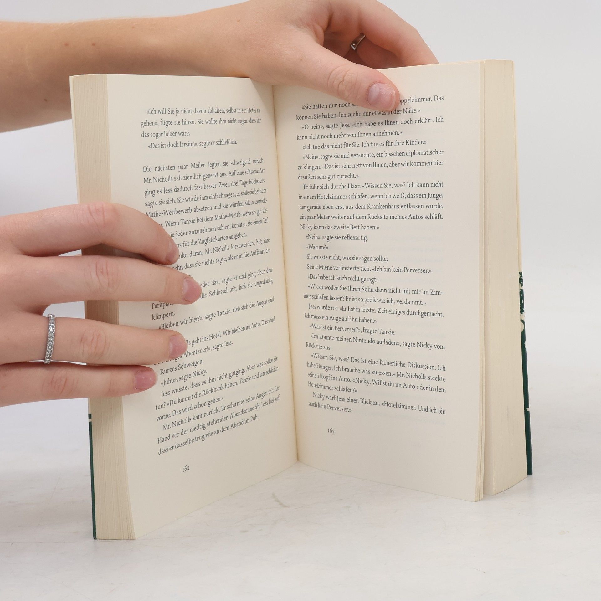 Jojo Moyes Weit weg und ganz nah