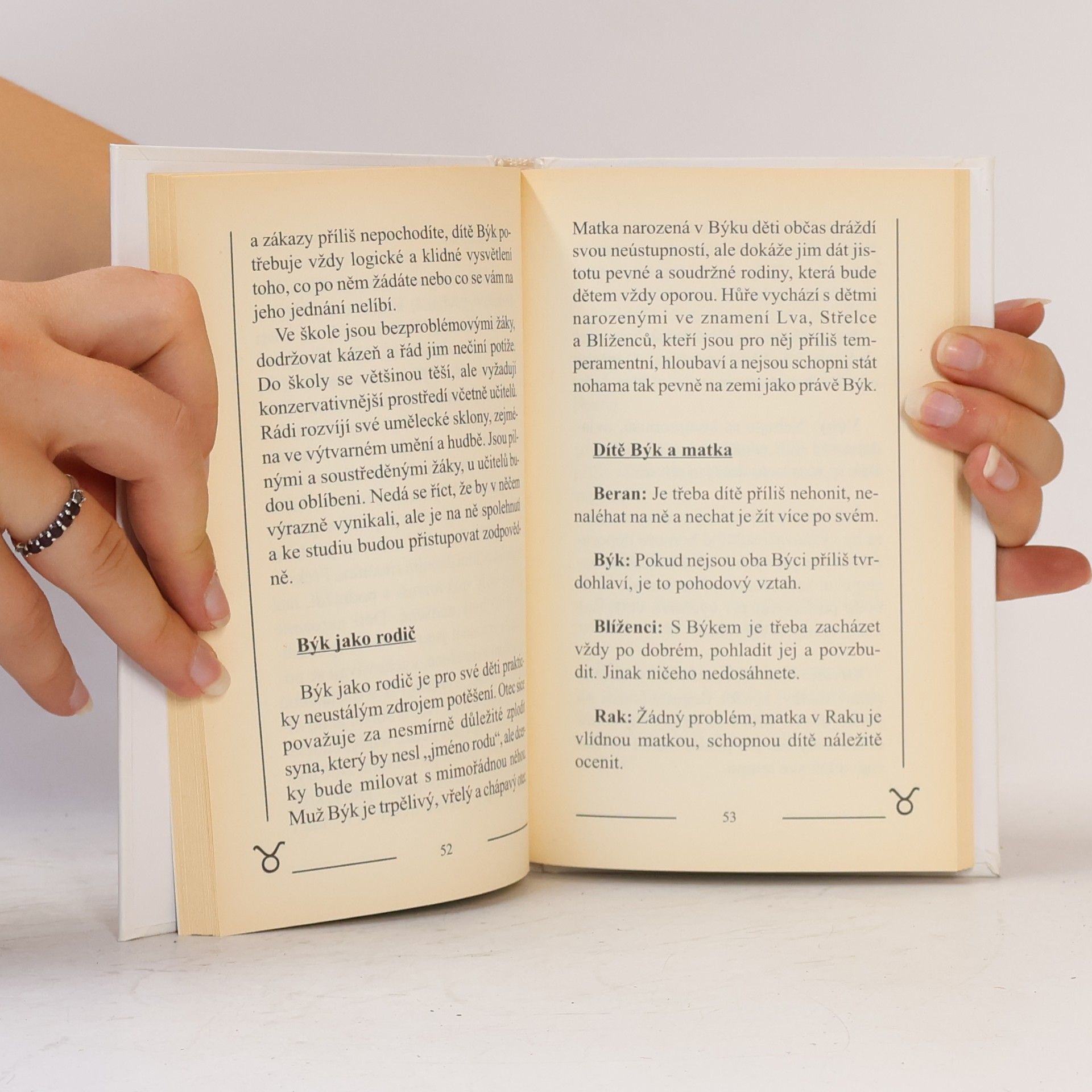 Peter M. Jolin Býk: Křížem krážem zvěrokruhem