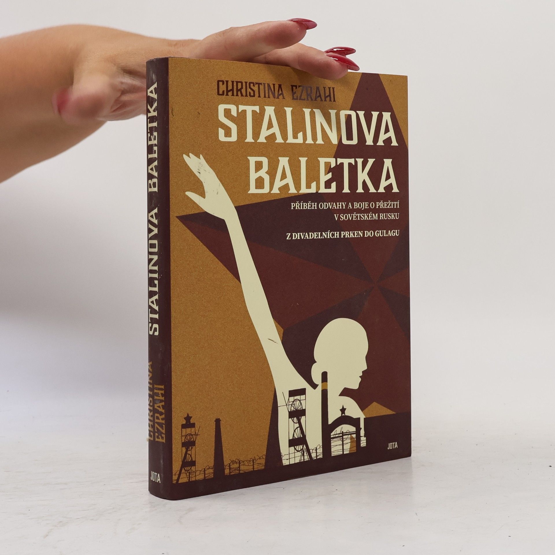 Christina Ezrahi Stalinova baletka