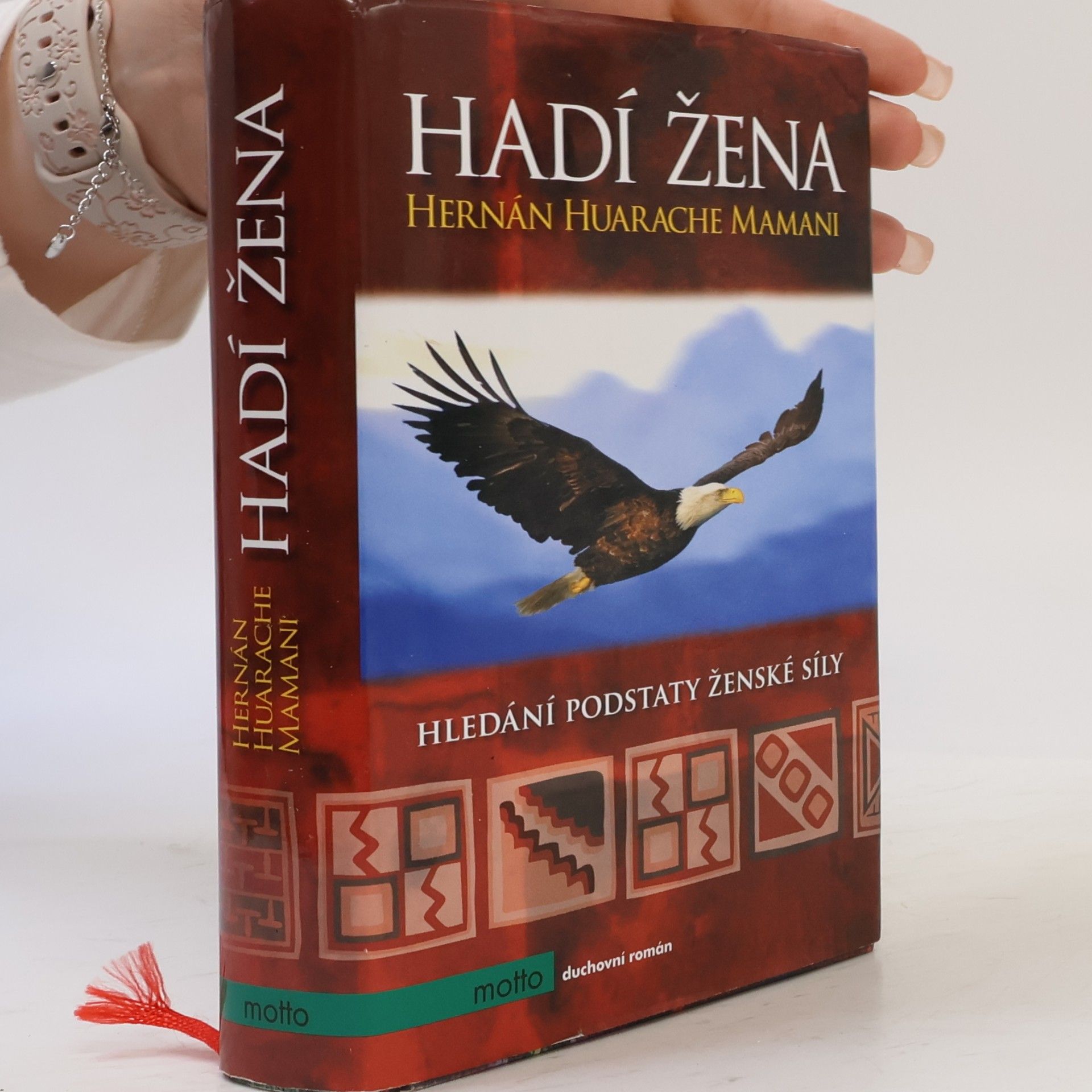 Hernán Huarache Mamani Hadí žena: Hledání podstaty ženské síly