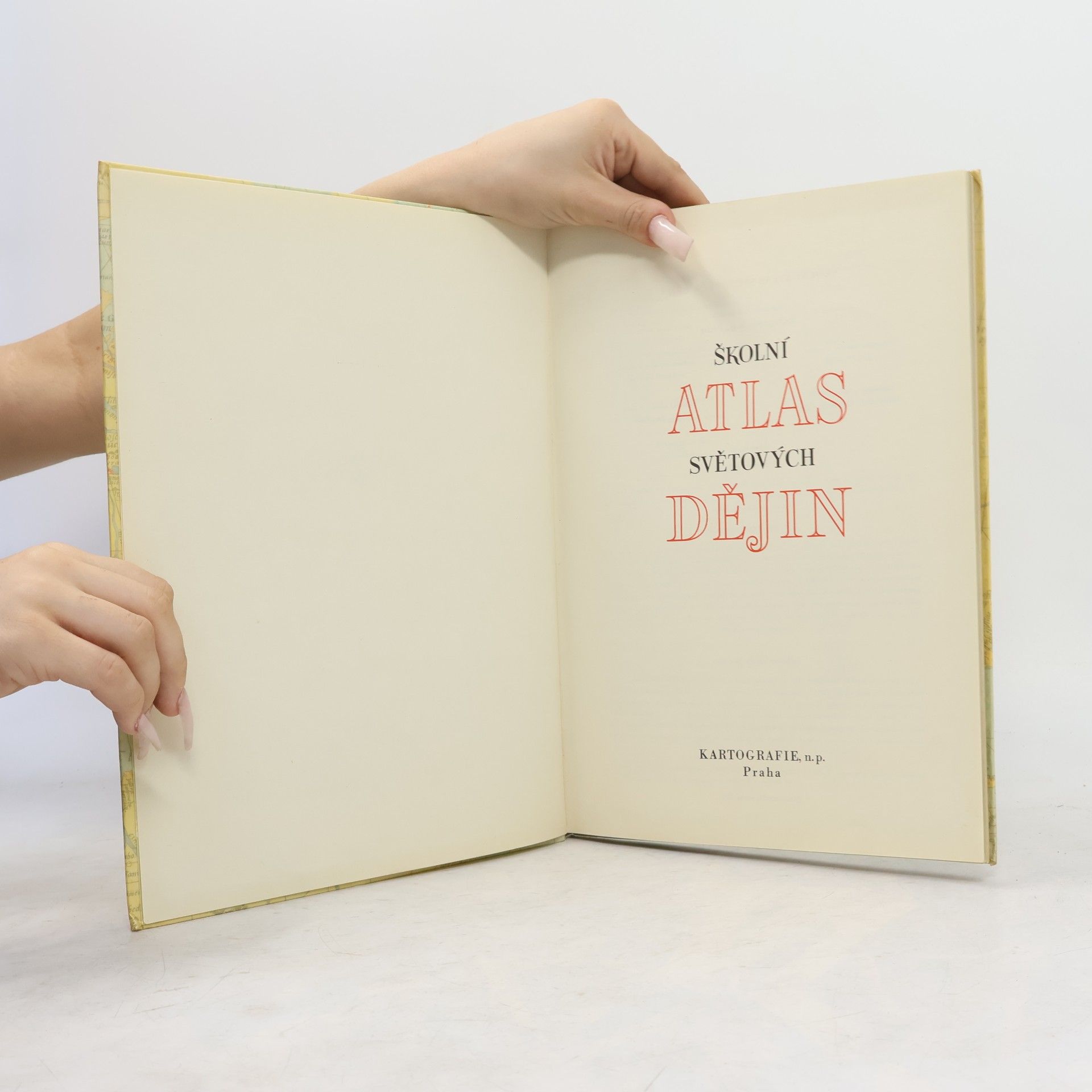 Various authors Školní atlas světových dějin