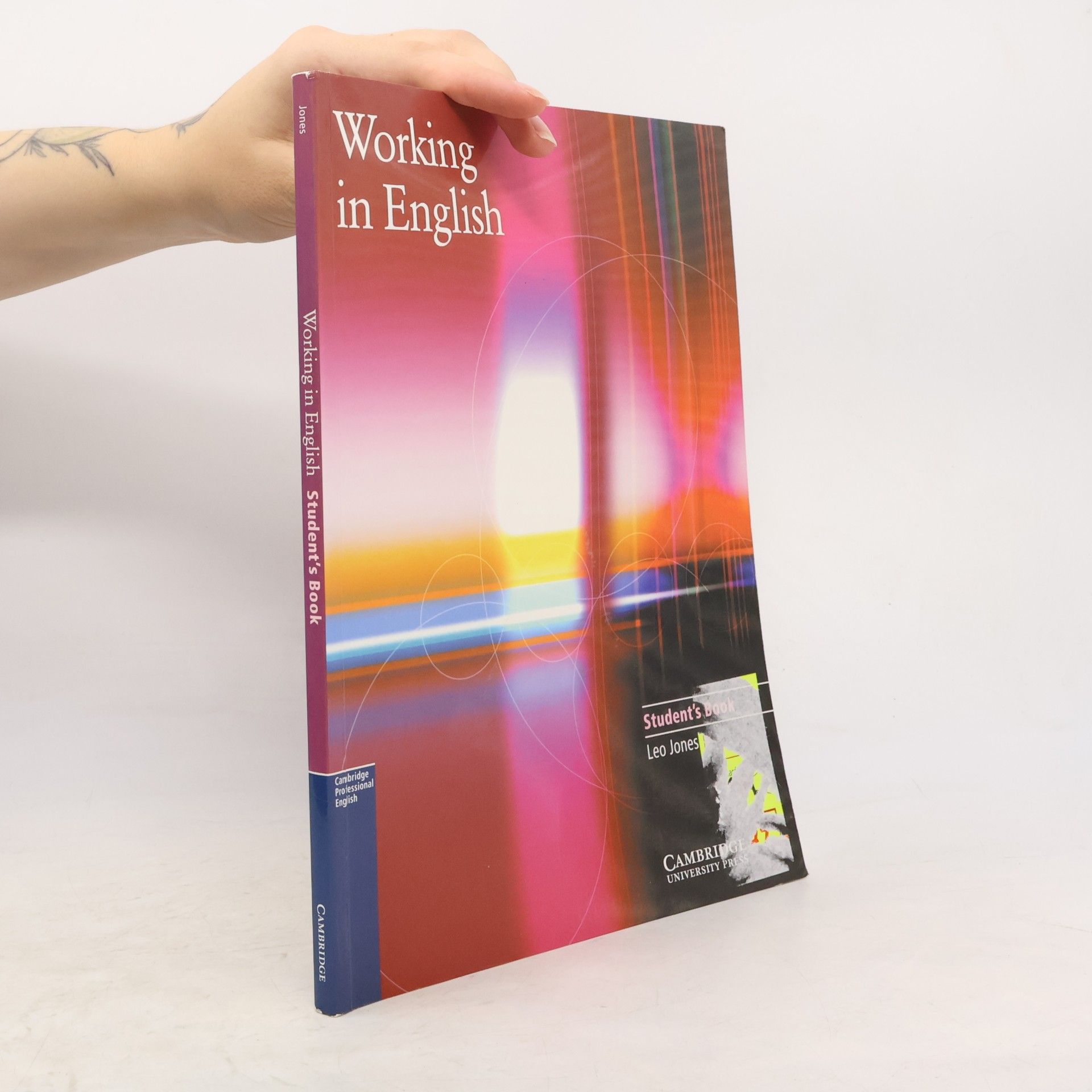 Leo Jones Working in English : student's book