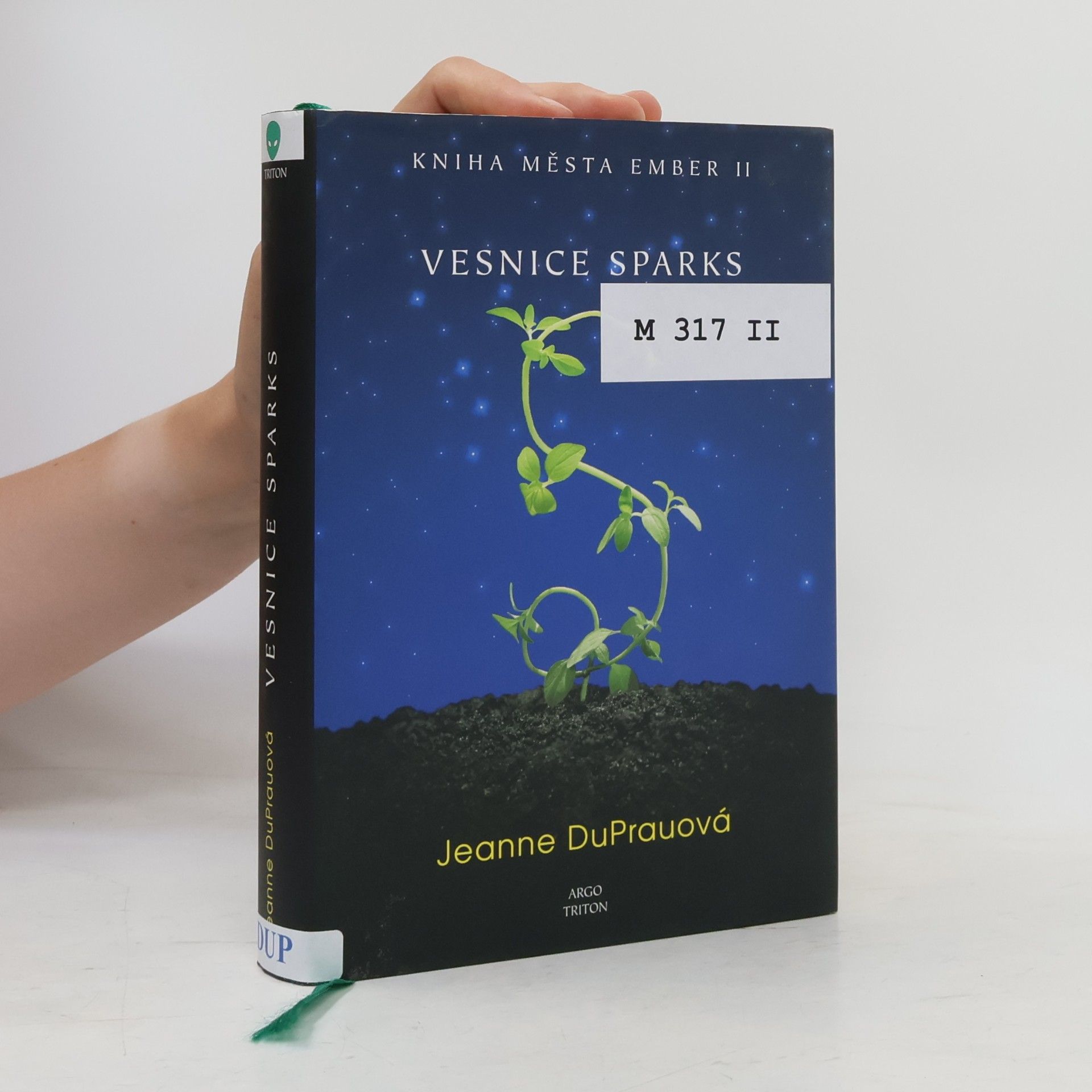 Jeanne DuPrau Vesnice Sparks. Kniha města Ember II