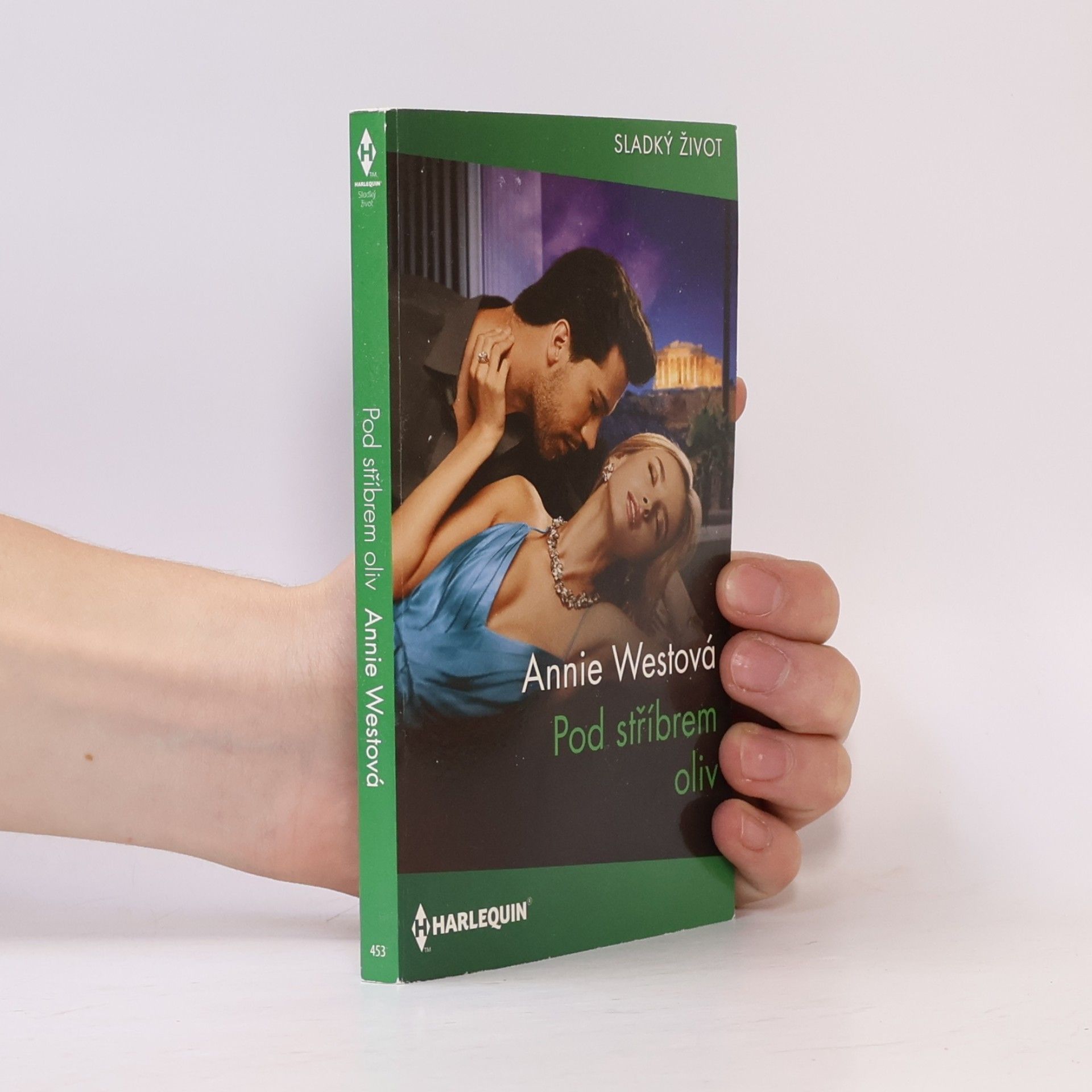 Anne West Pod stříbrem oliv