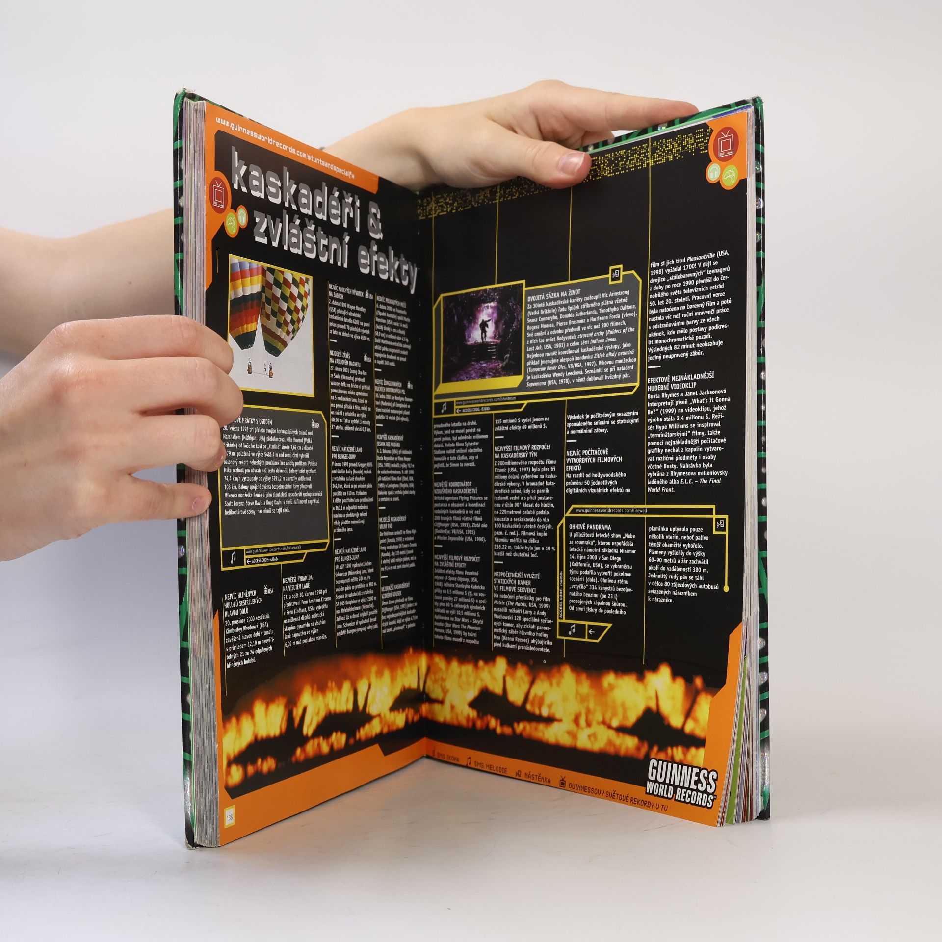 kolektiv Guinness World Records 2002